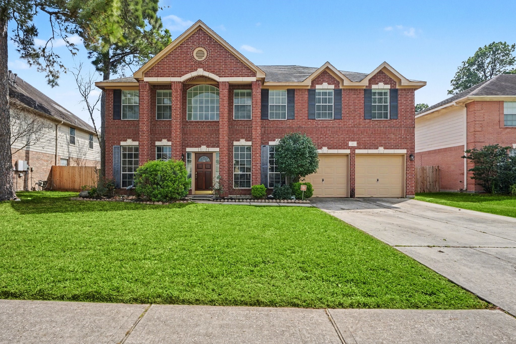 Listing photo 2