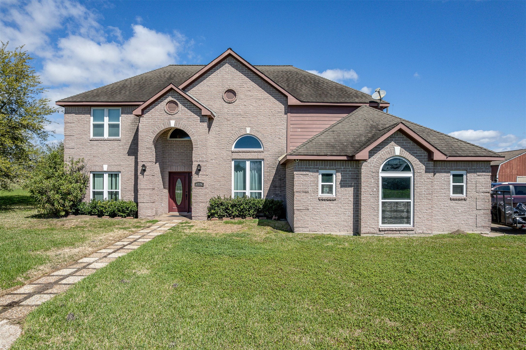 Listing photo 1