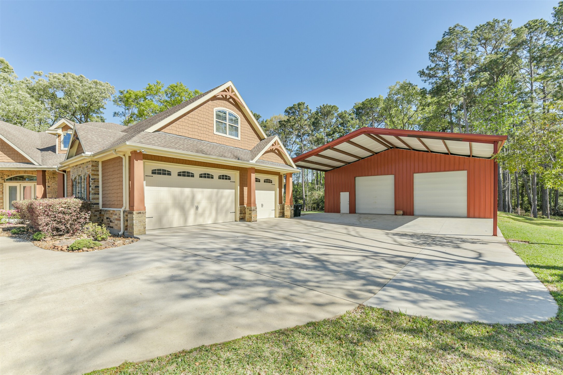Listing photo 4