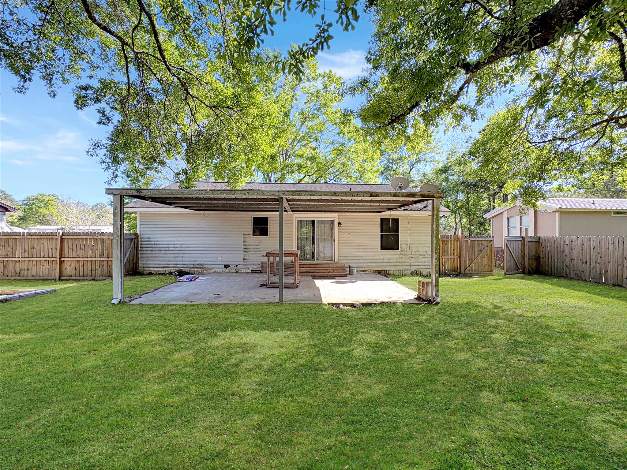 Listing photo 5