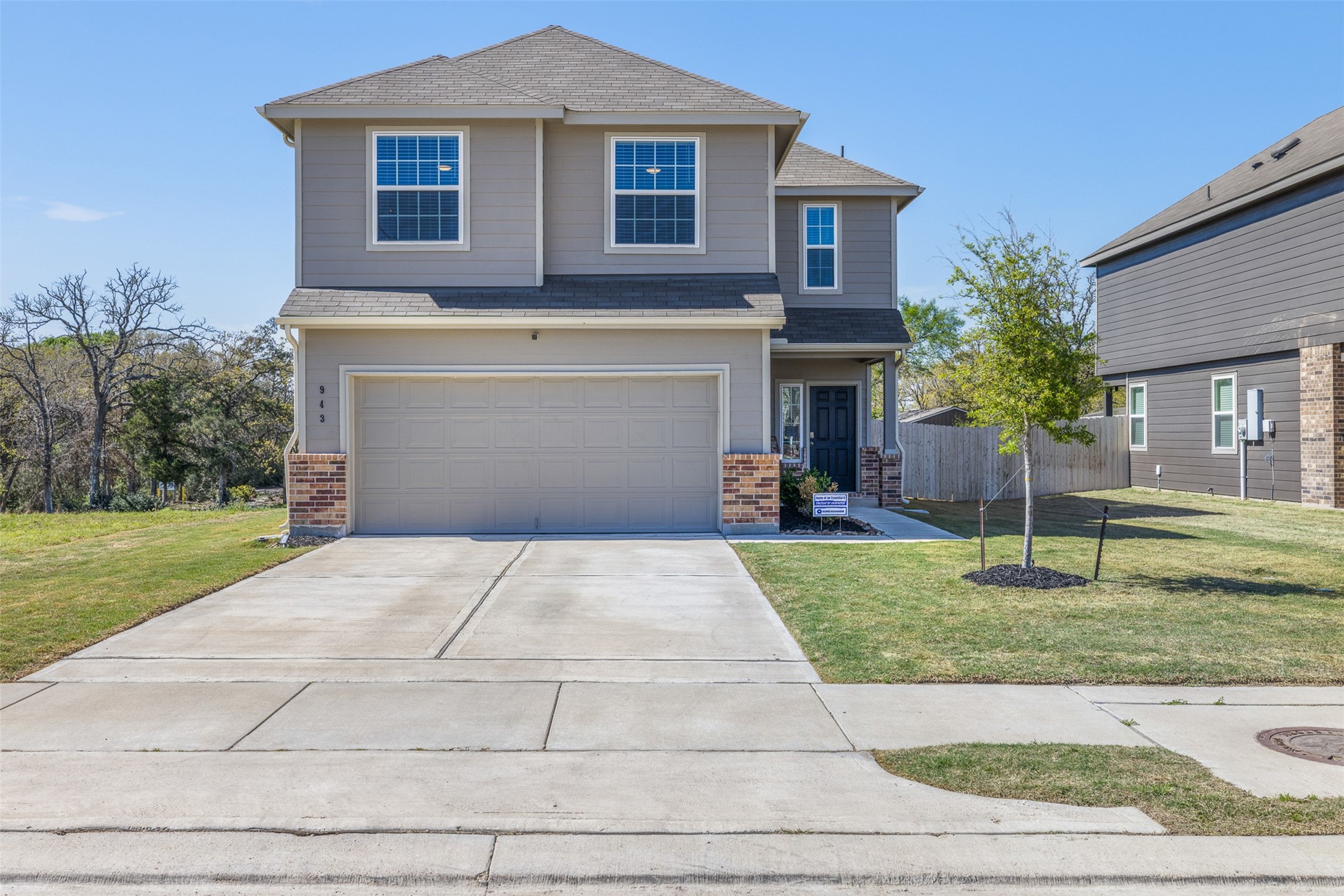 Listing photo 1