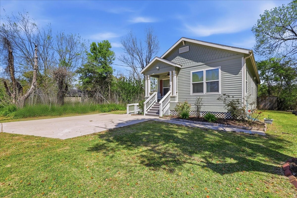 Listing photo 4
