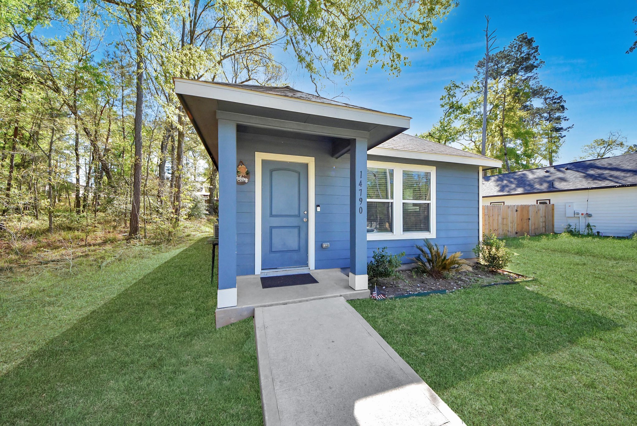 Listing photo 3