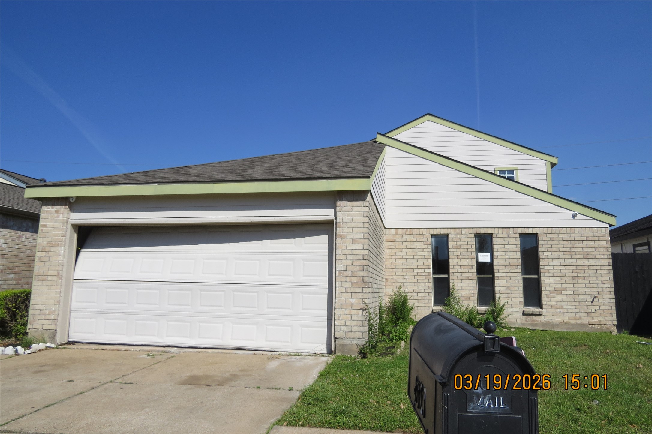 Listing photo 1