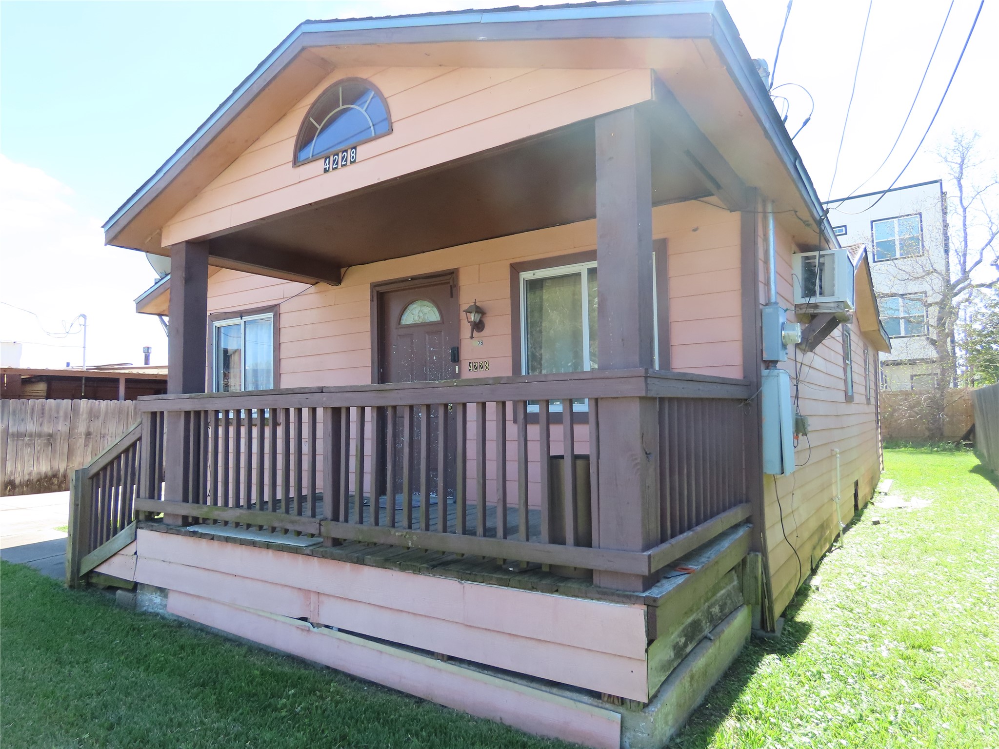 Listing photo 4
