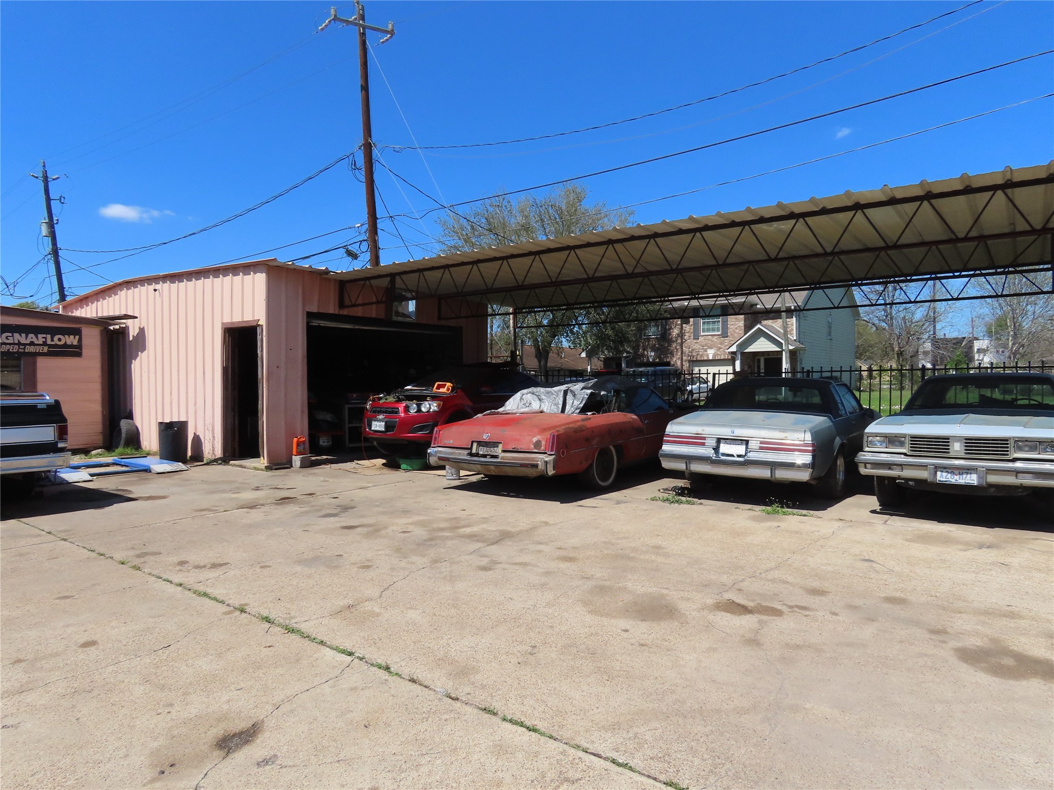 Listing photo 1