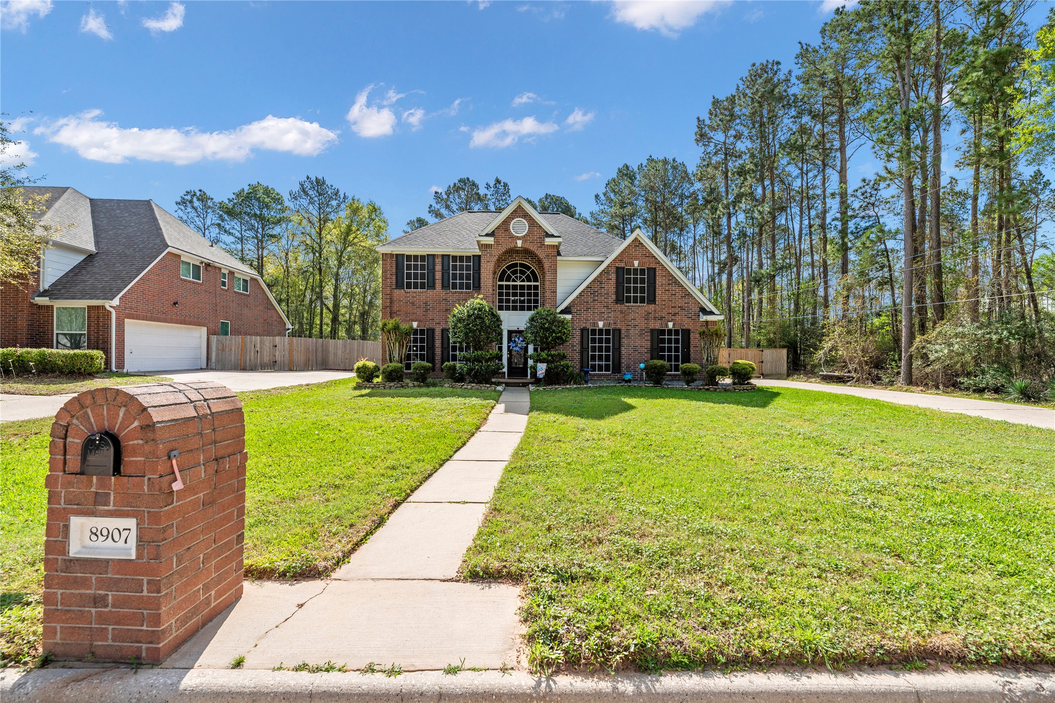 Listing photo 1