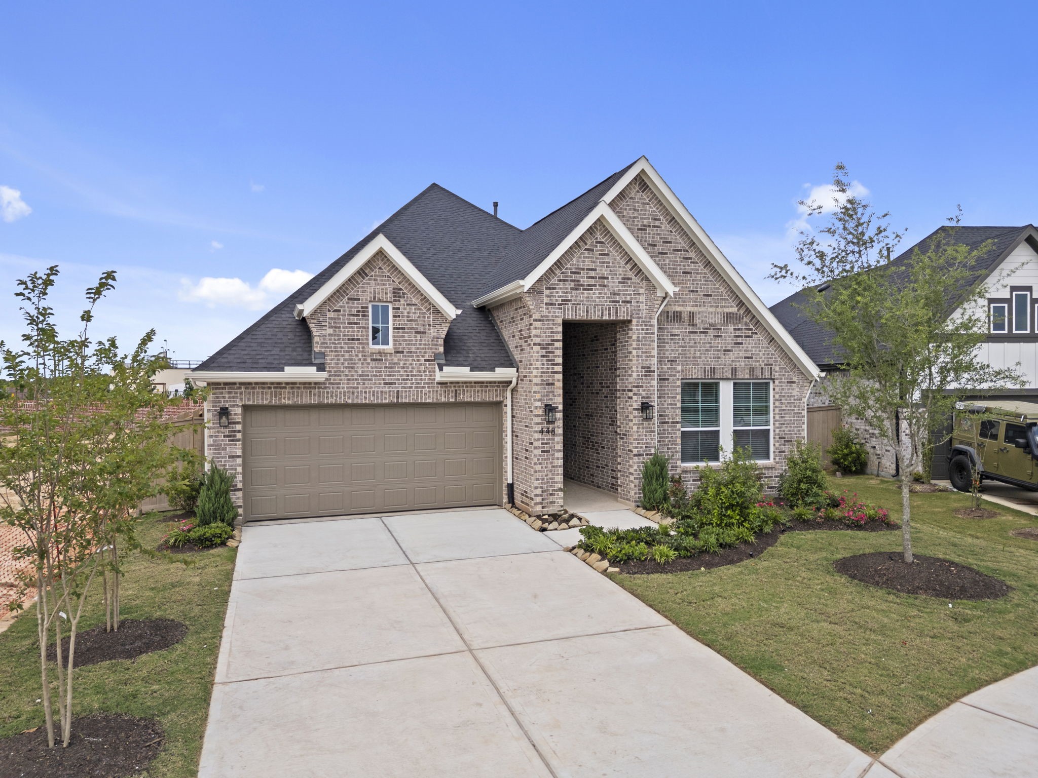 Listing photo 1