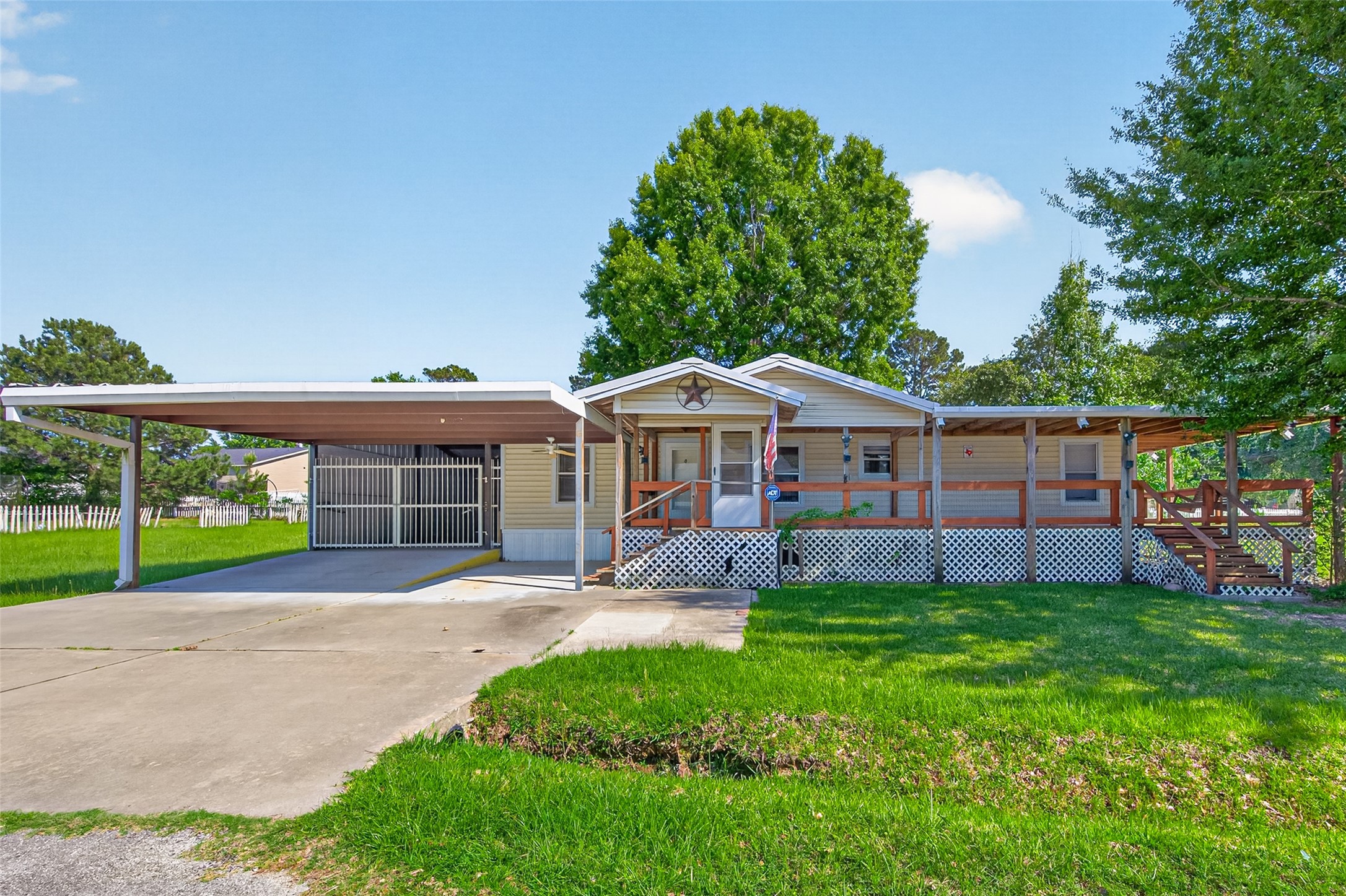 Listing photo 1