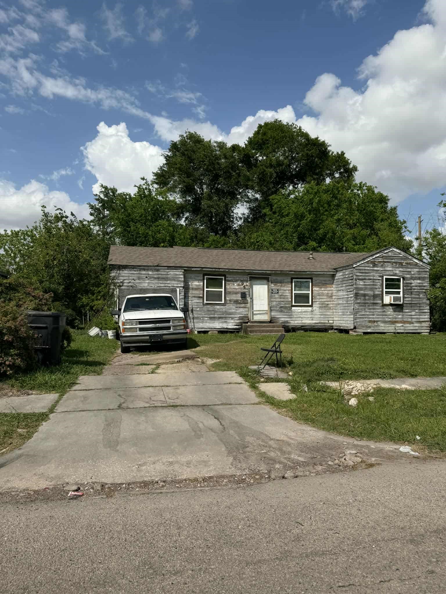 Listing photo 5