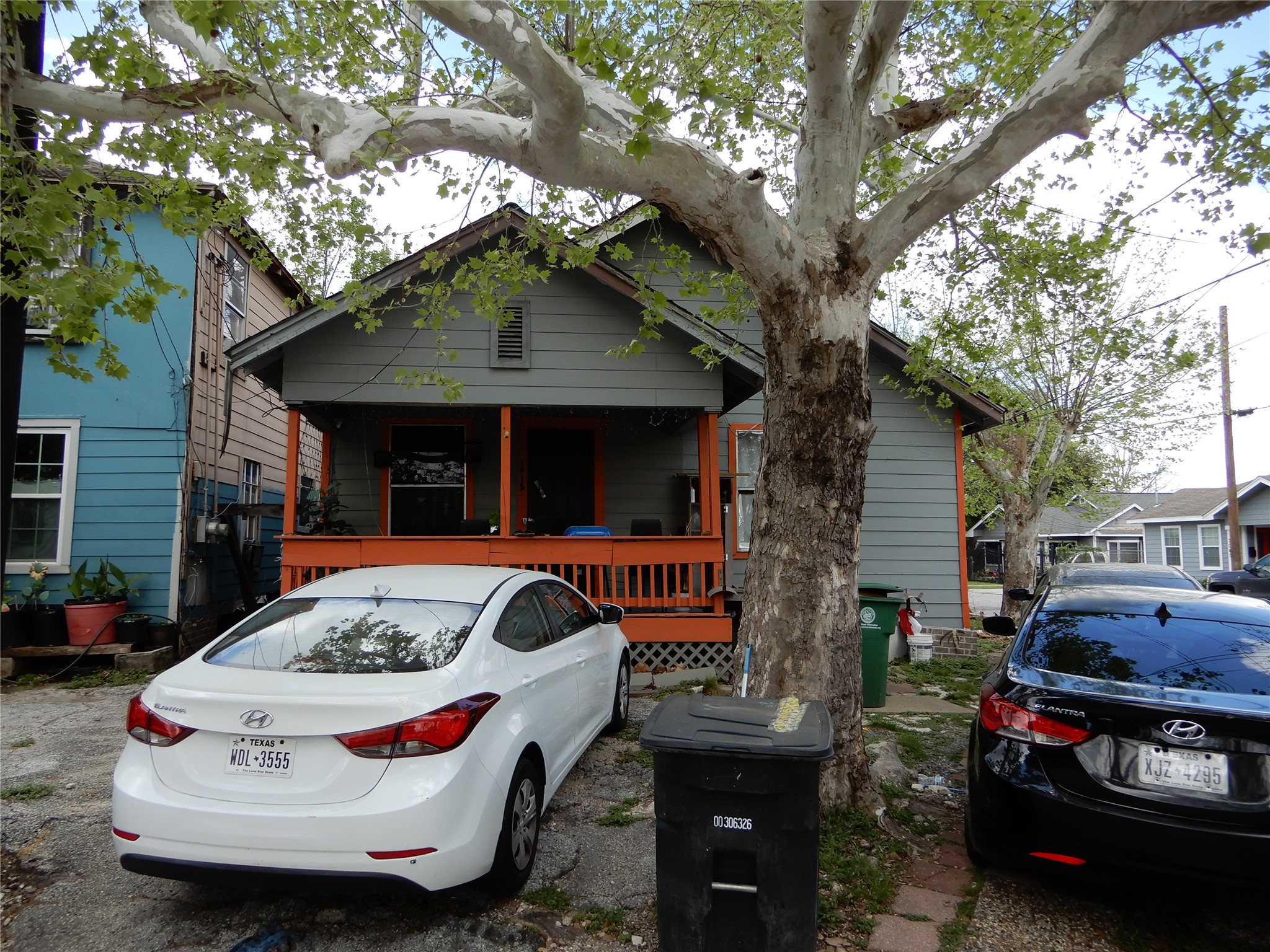 Listing photo 1