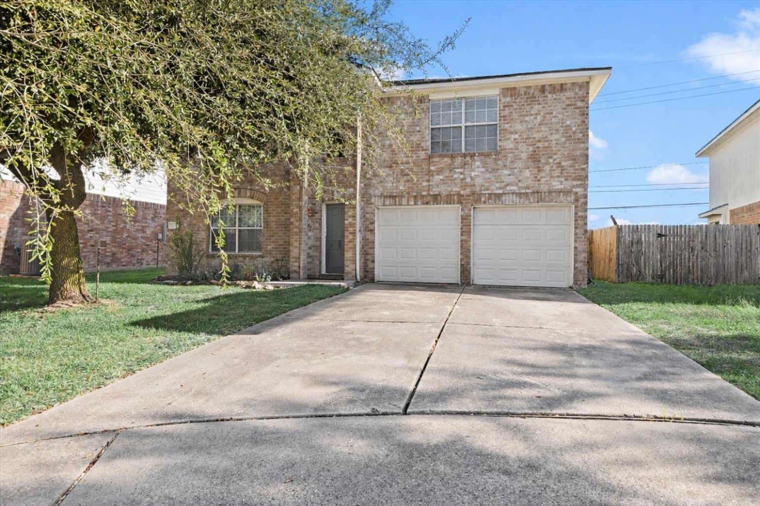 Listing photo 1