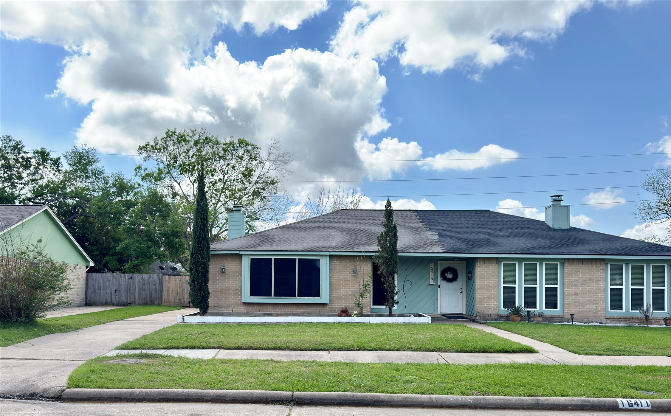 Listing photo 1