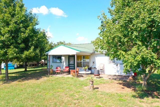Listing photo 5