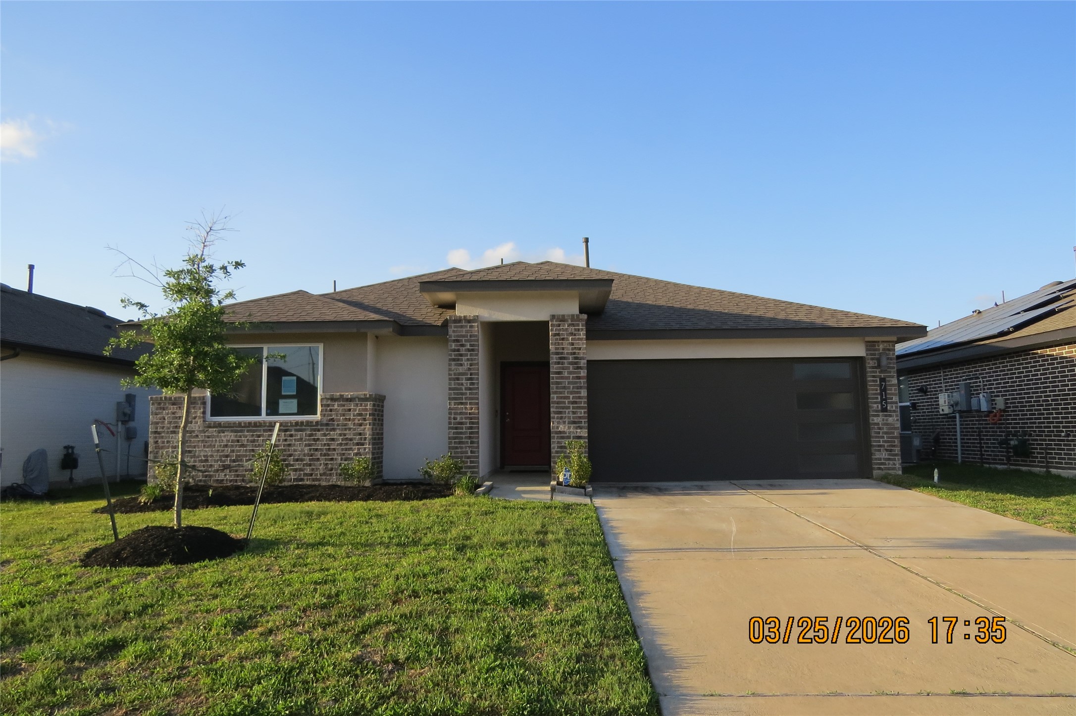 Listing photo 1
