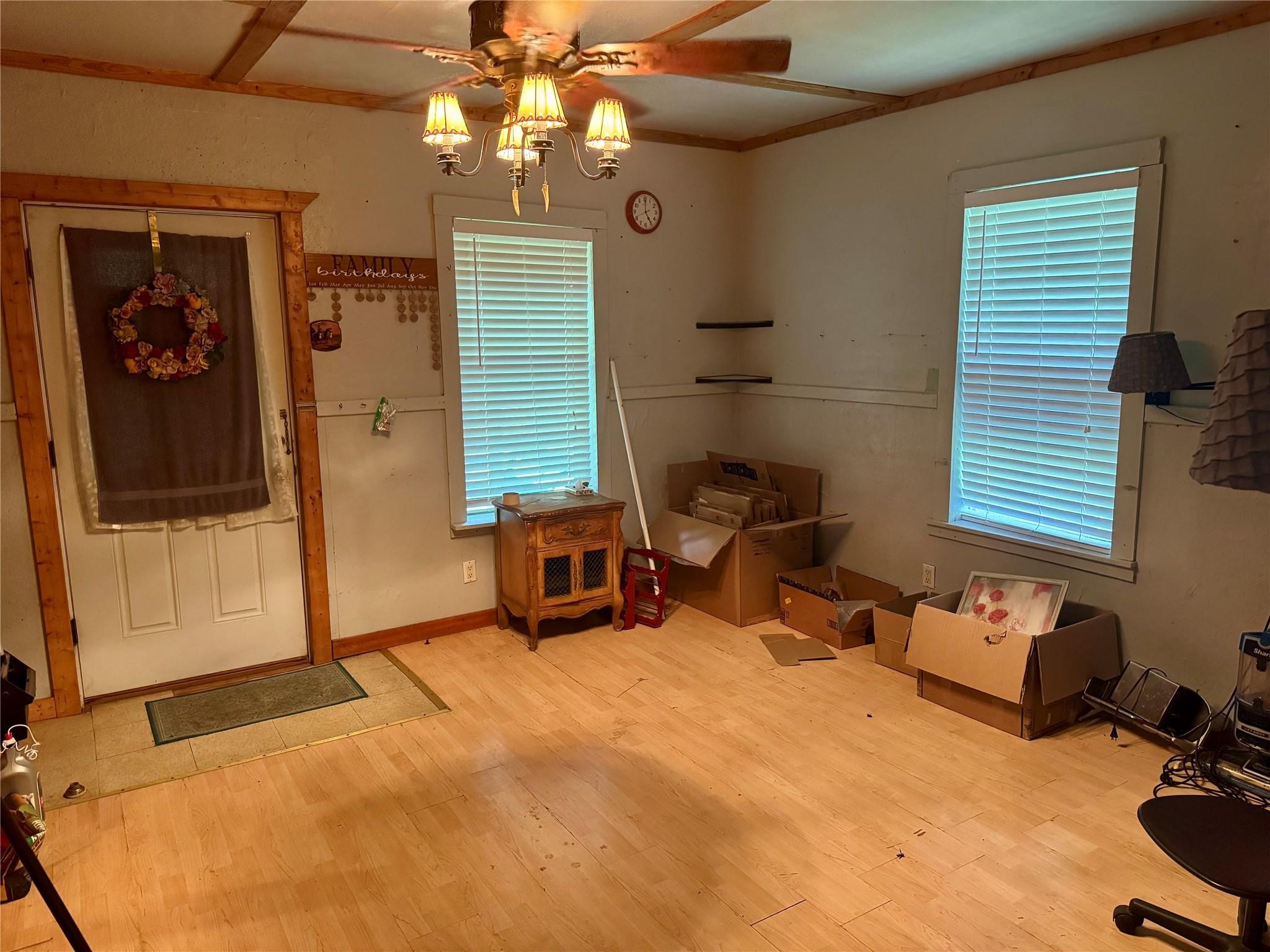 Listing photo 3
