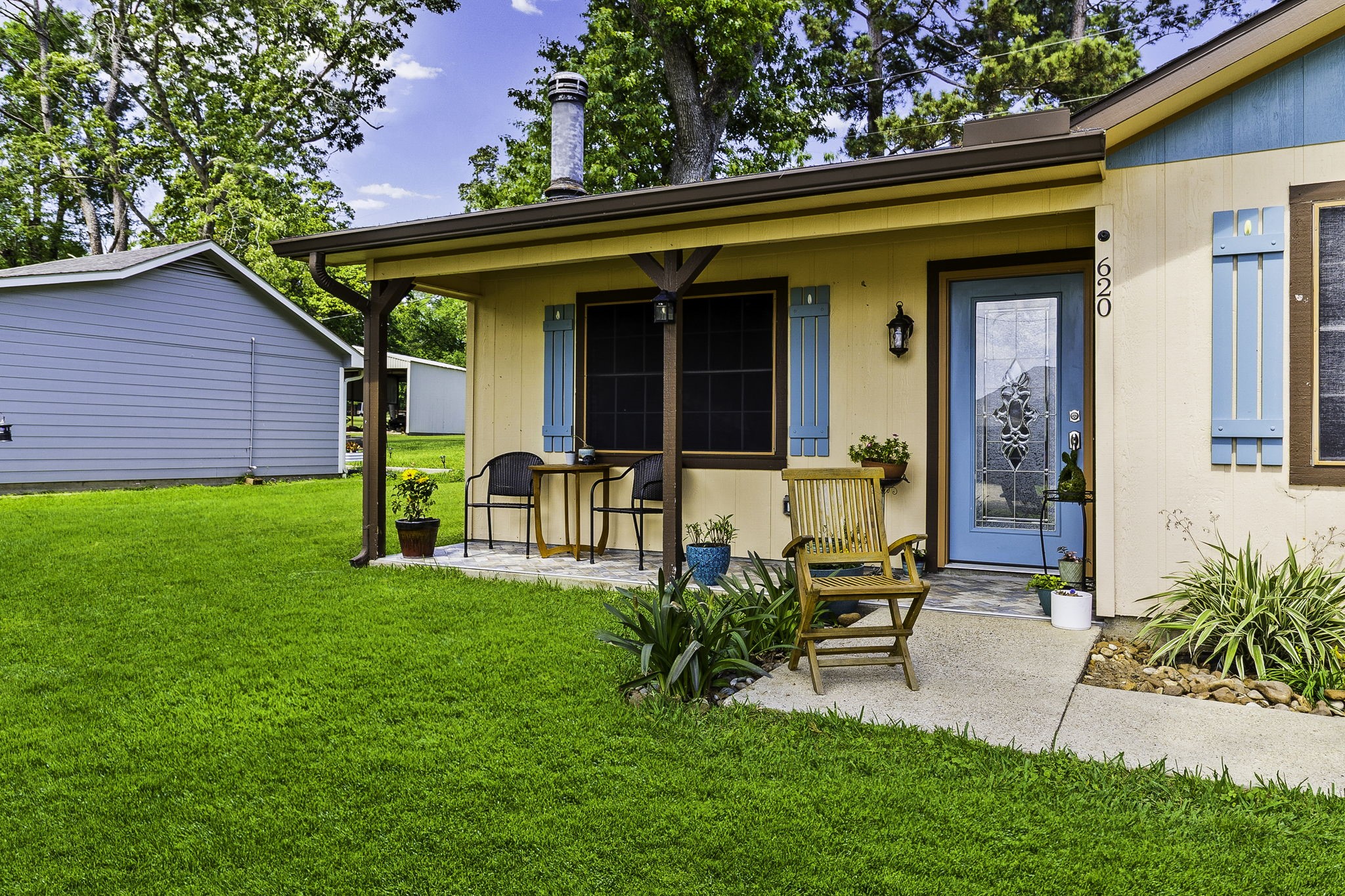 Listing photo 1