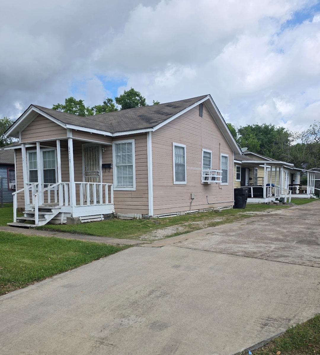Listing photo 1