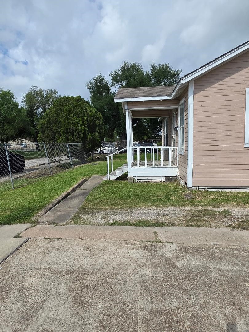 Listing photo 4