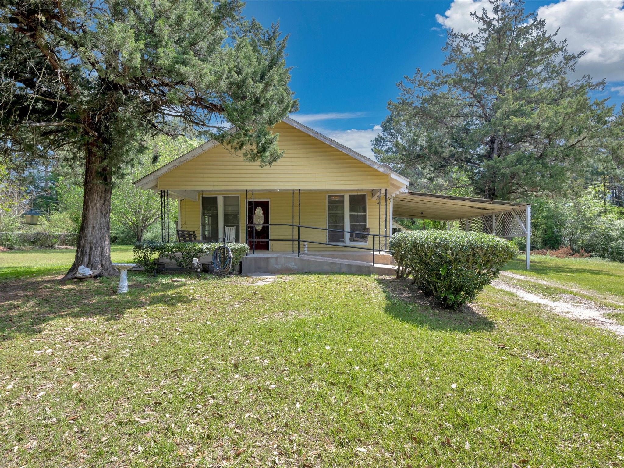 Listing photo 1