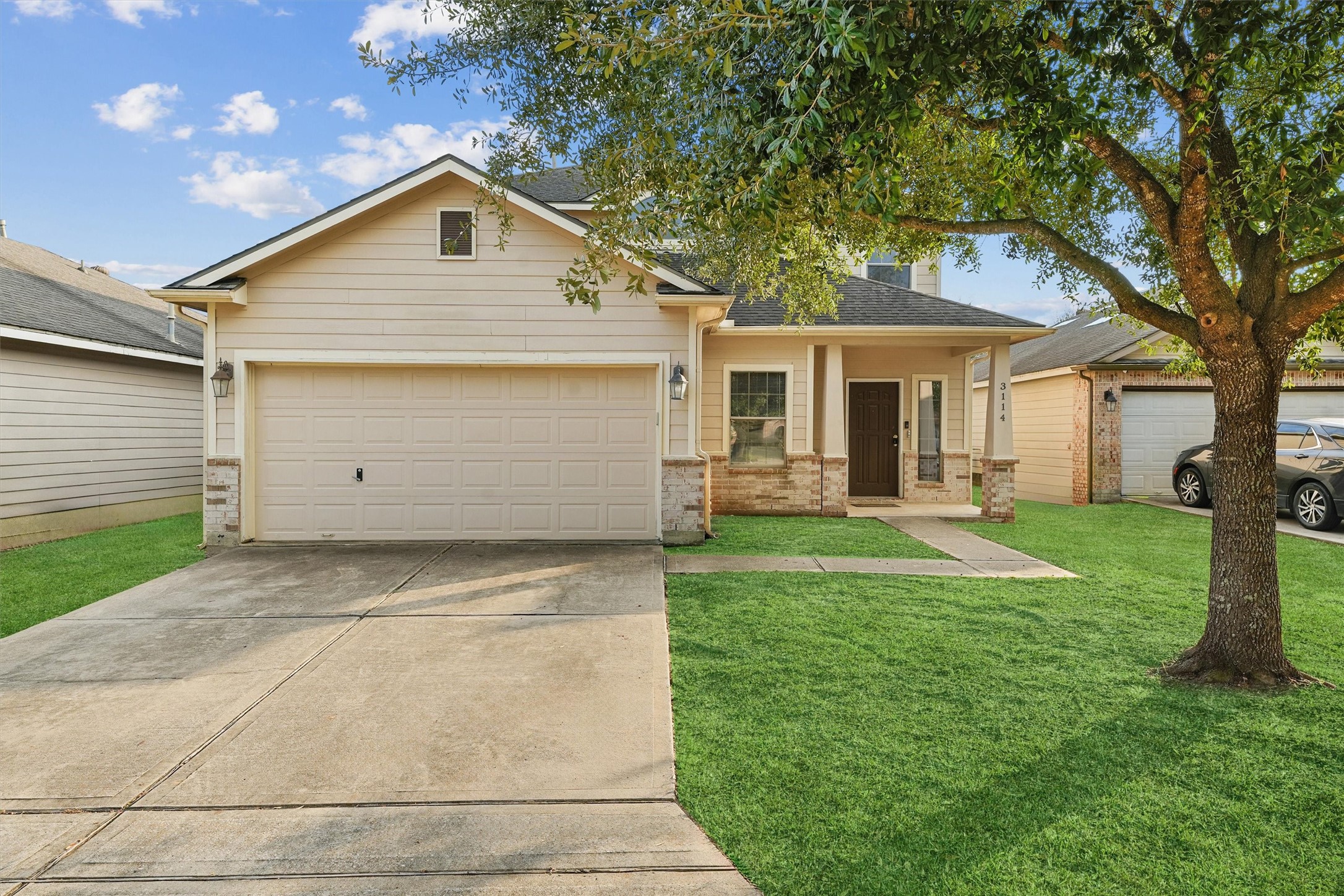 Listing photo 1