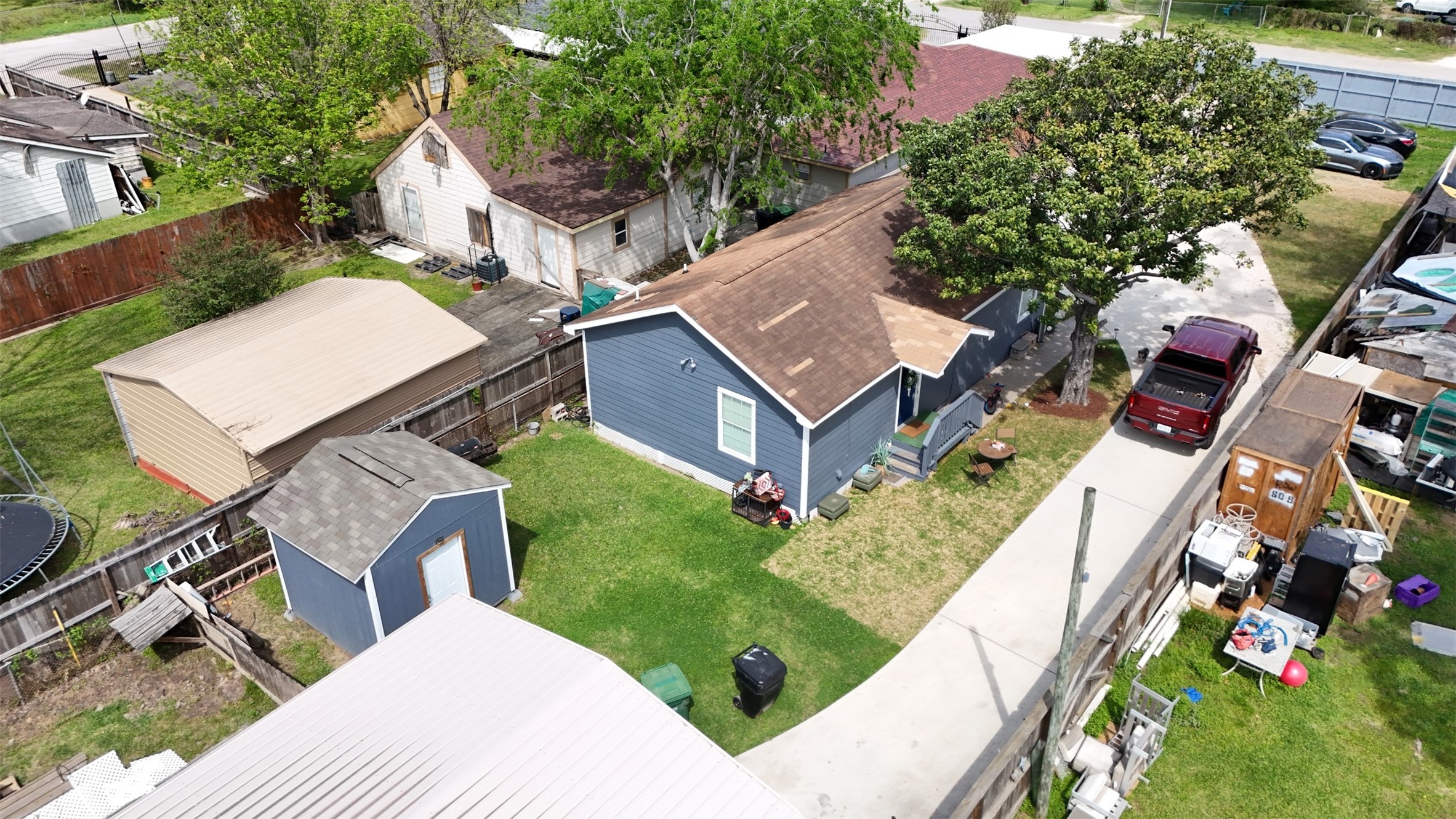 Listing photo 5