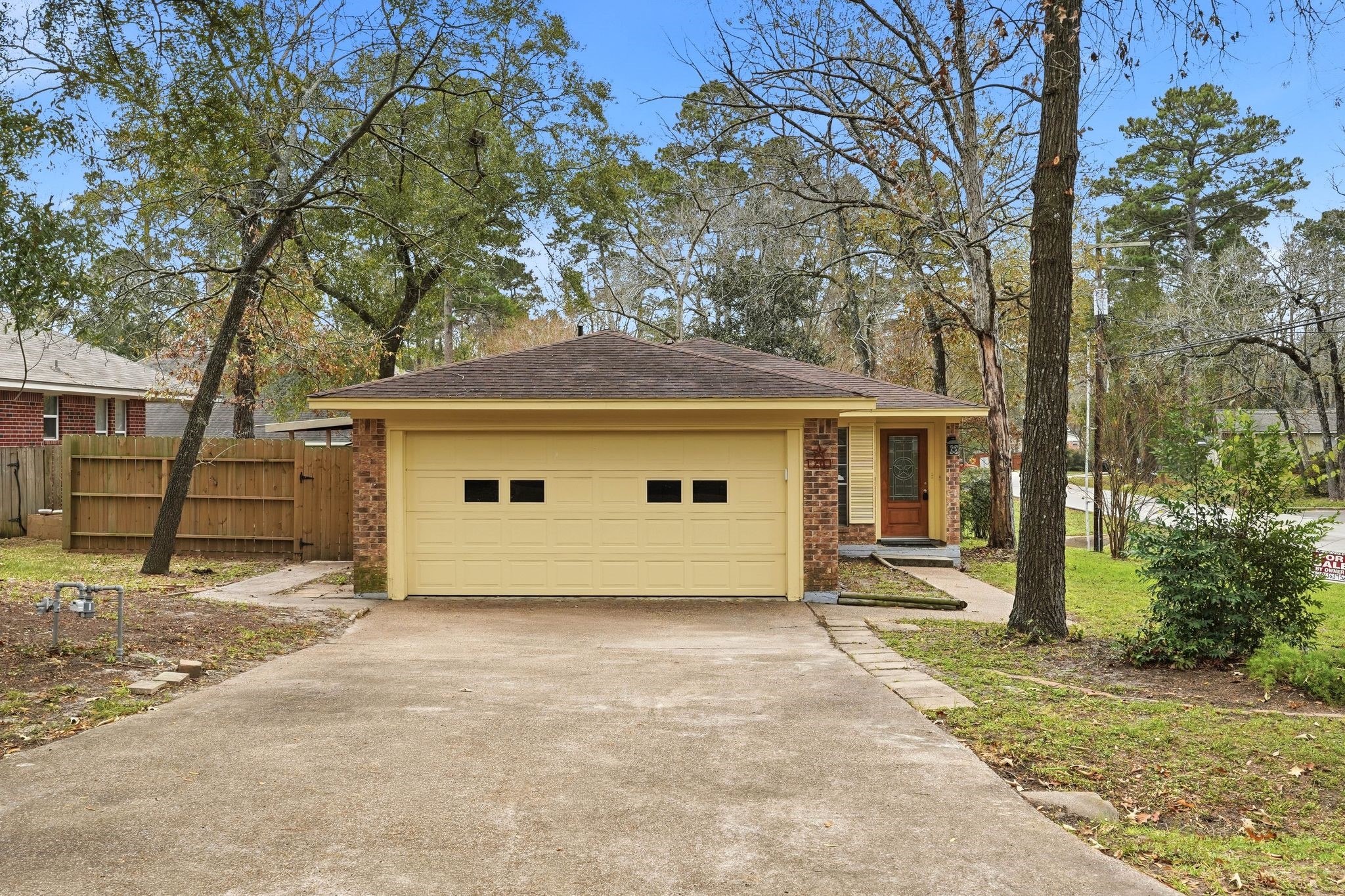 Listing photo 3