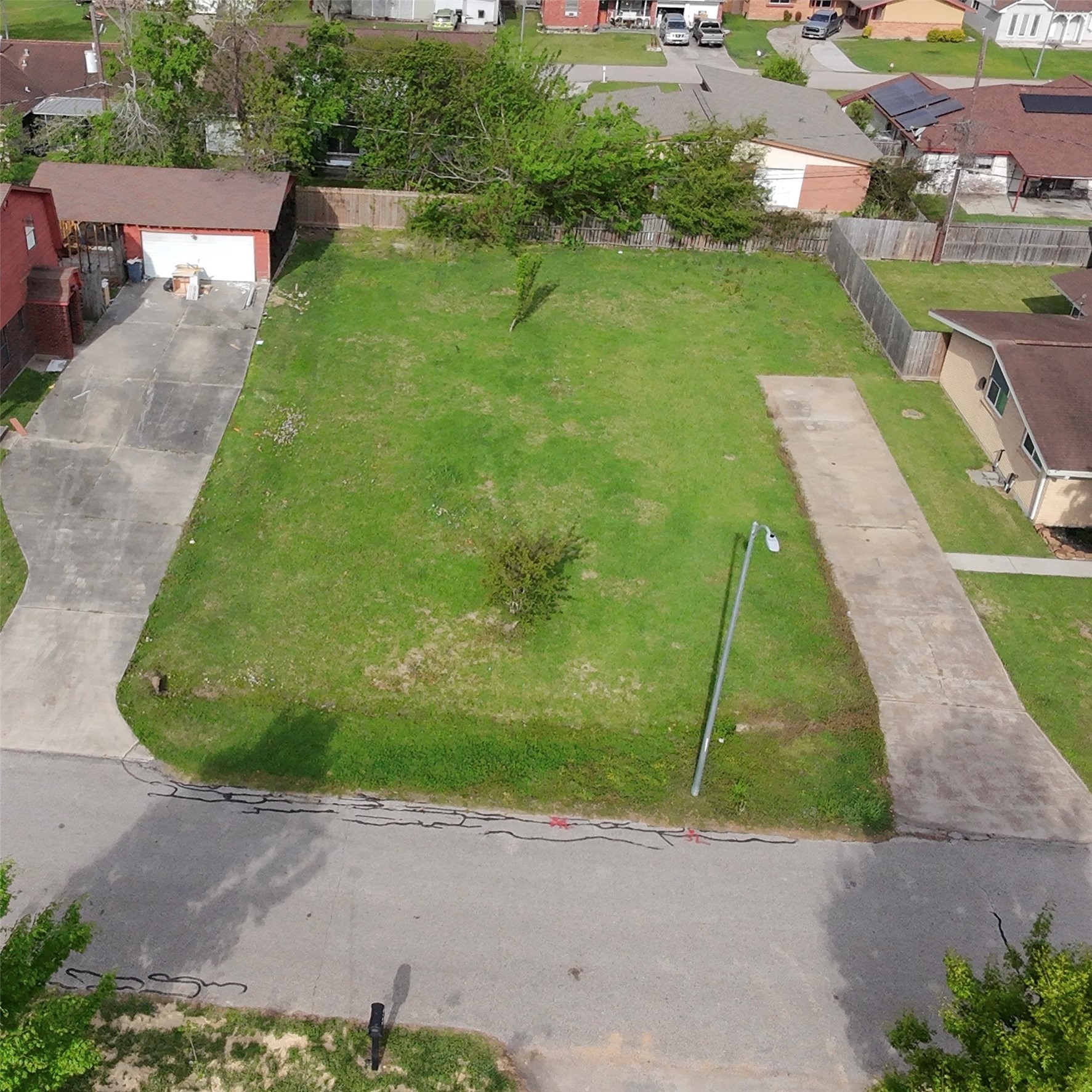 Listing photo 3