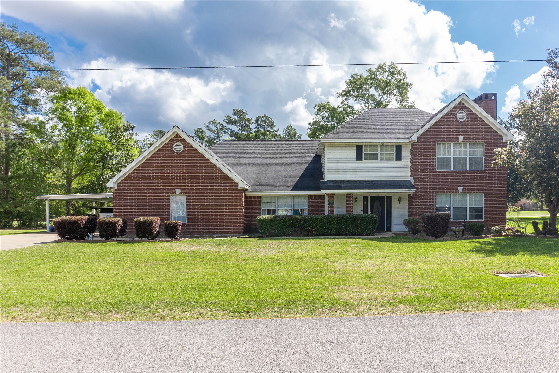 Listing photo 1