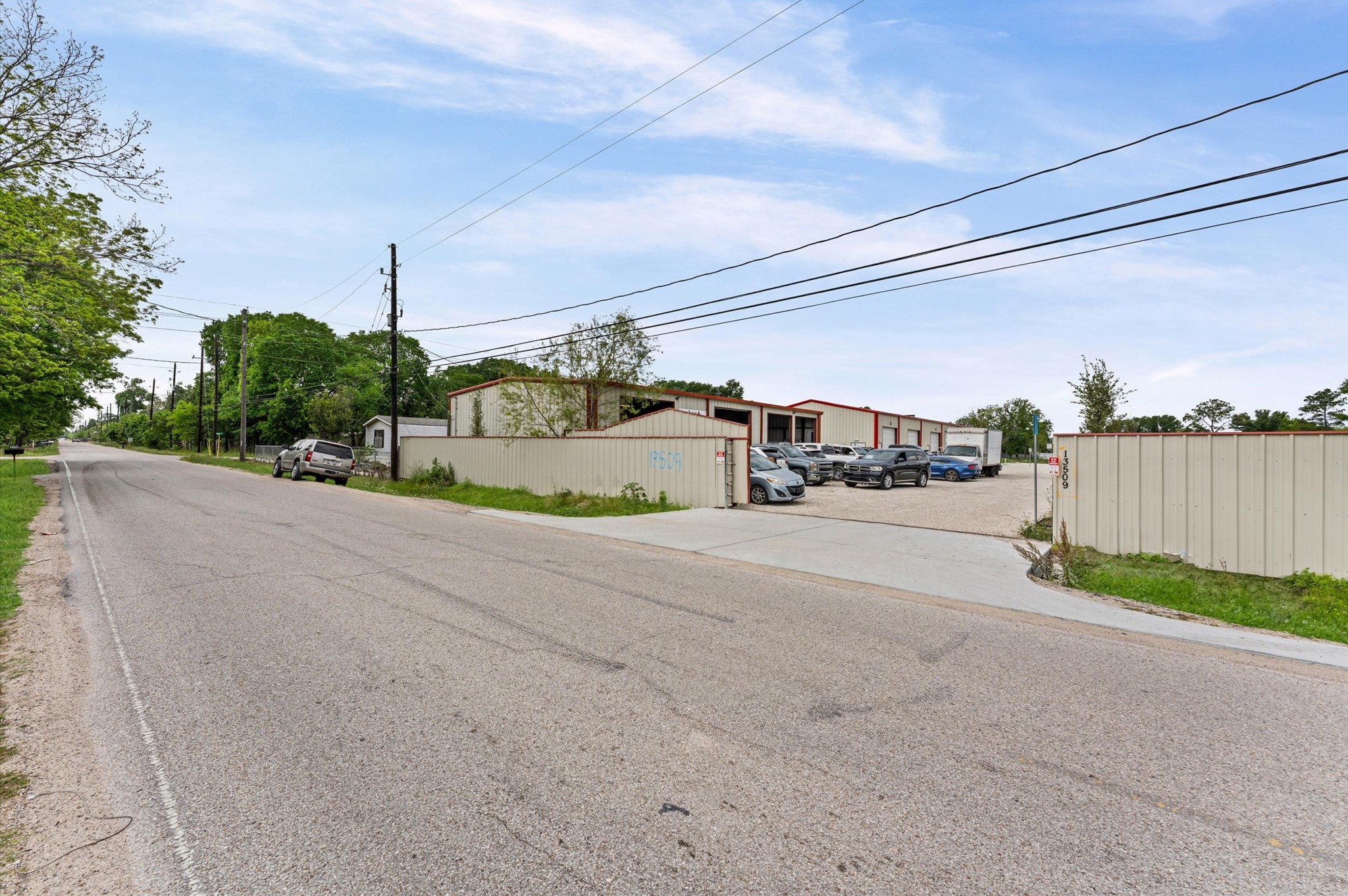 Listing photo 1