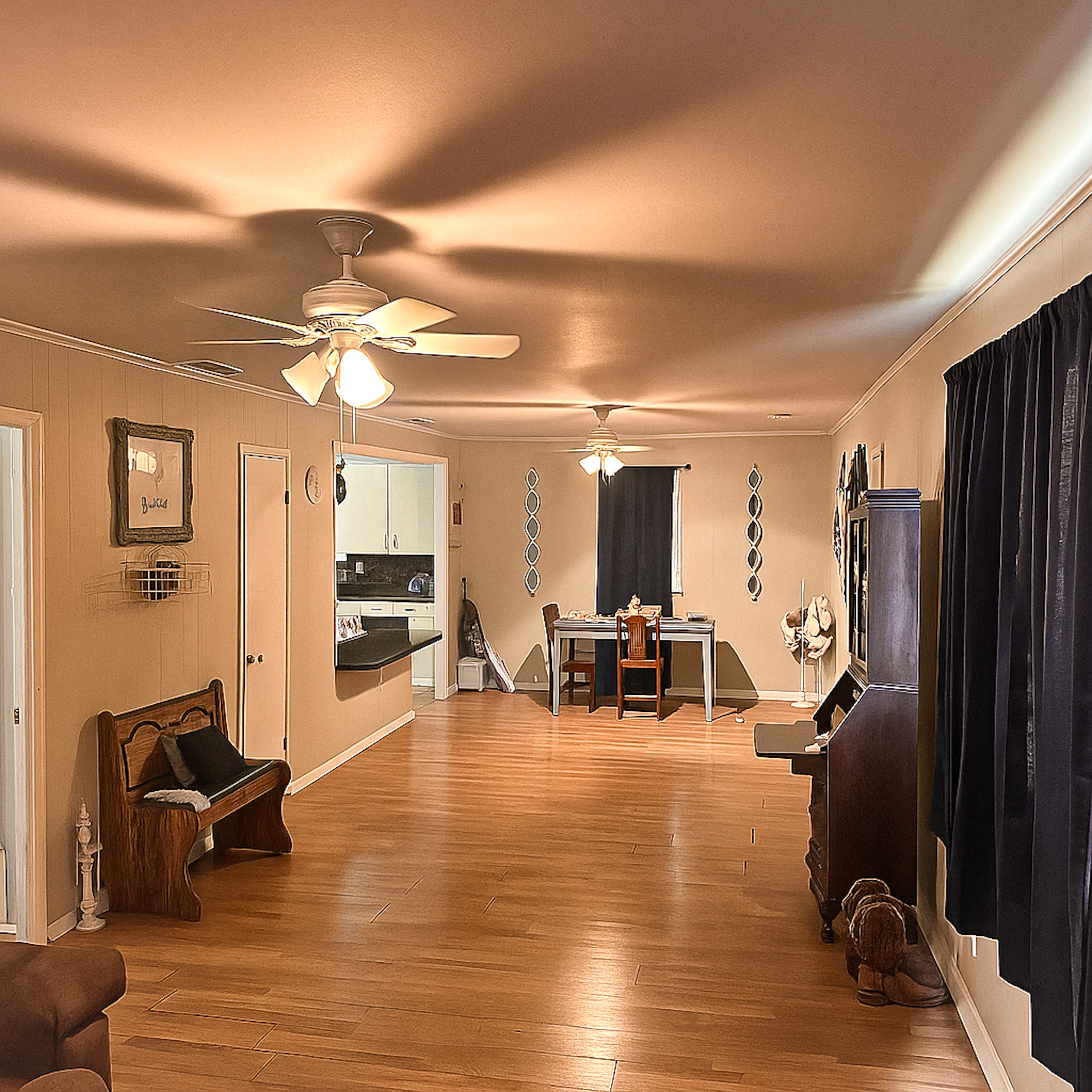 Listing photo 3