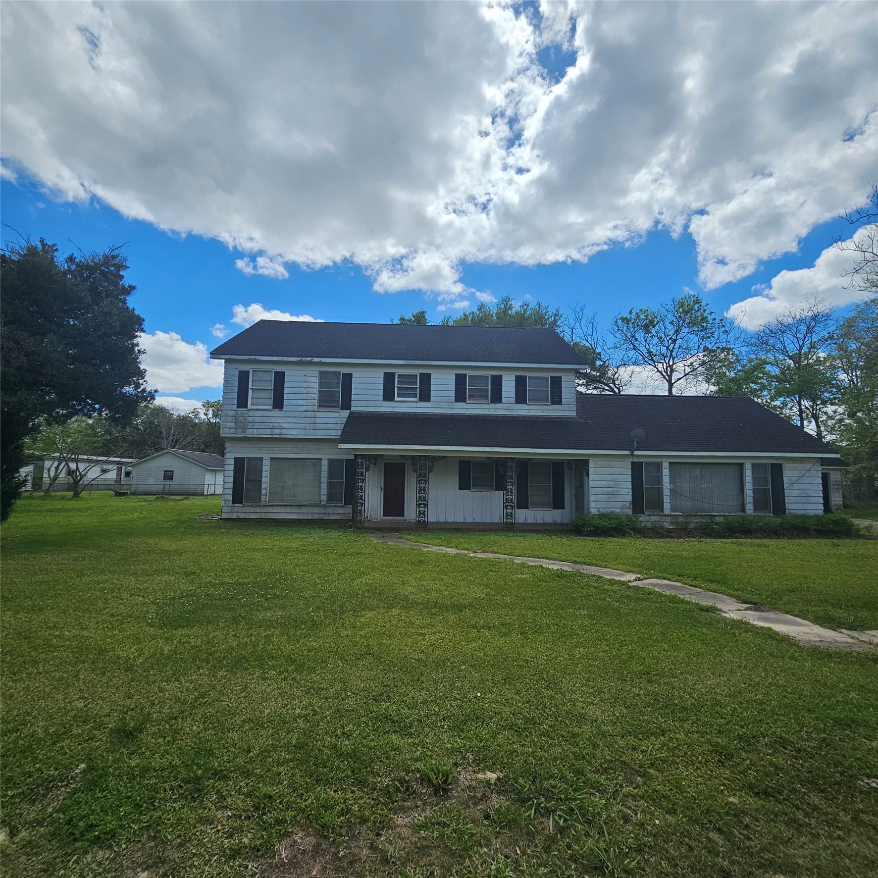 Listing photo 1