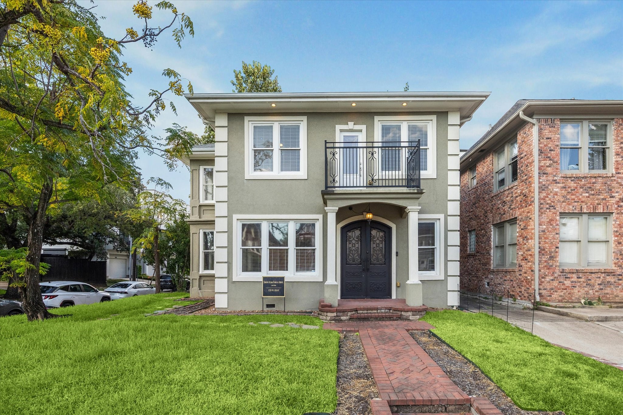 Listing photo 1