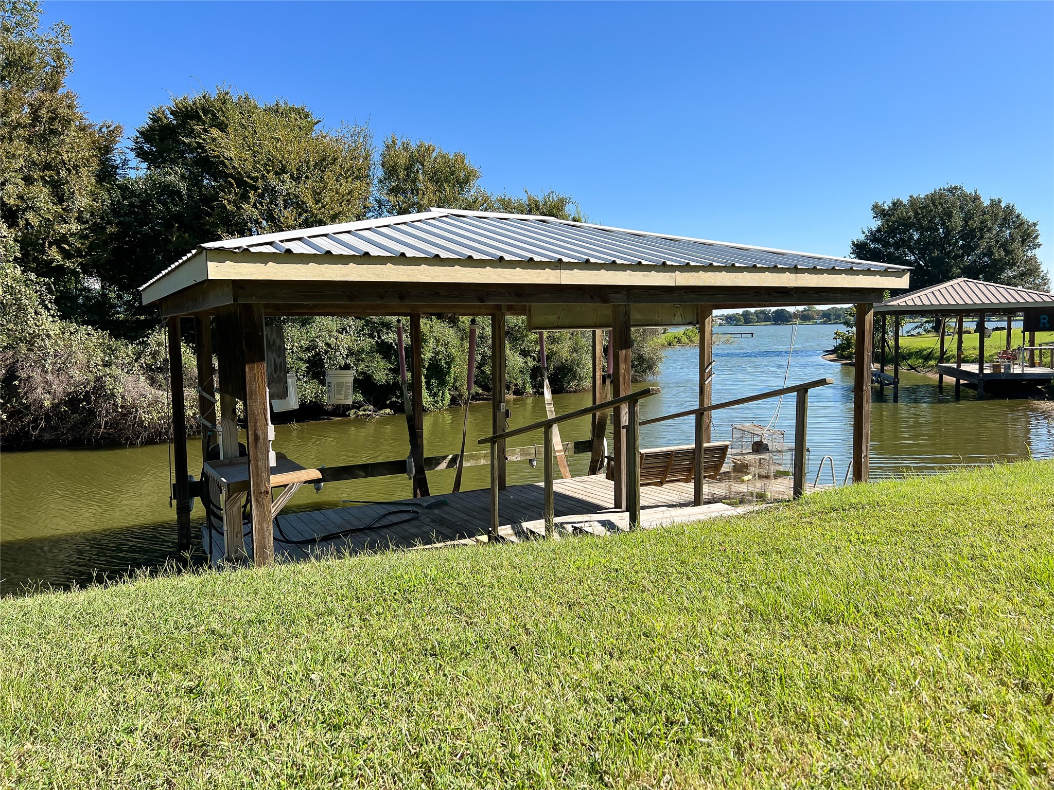 Listing photo 5