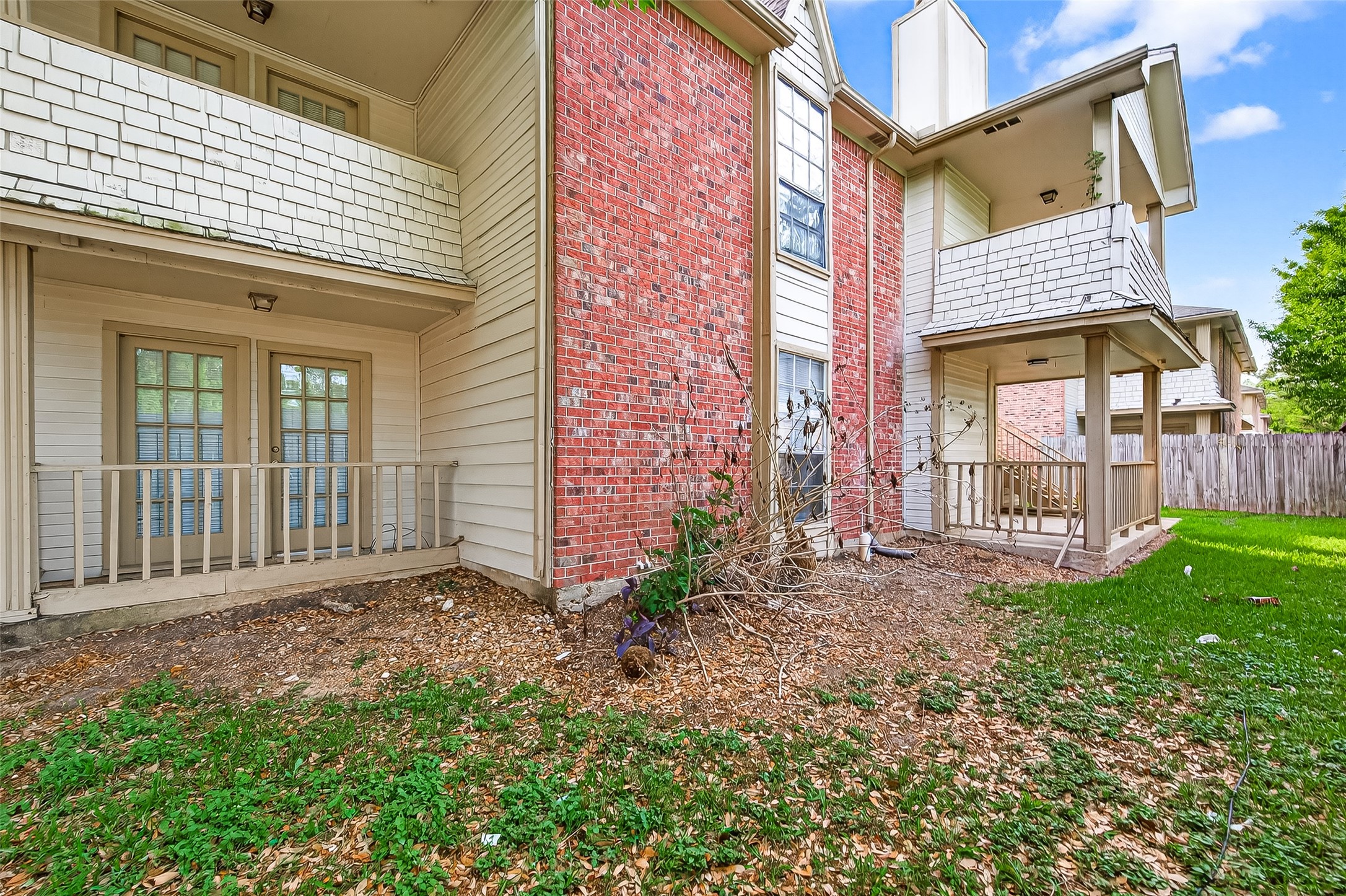 Listing photo 5
