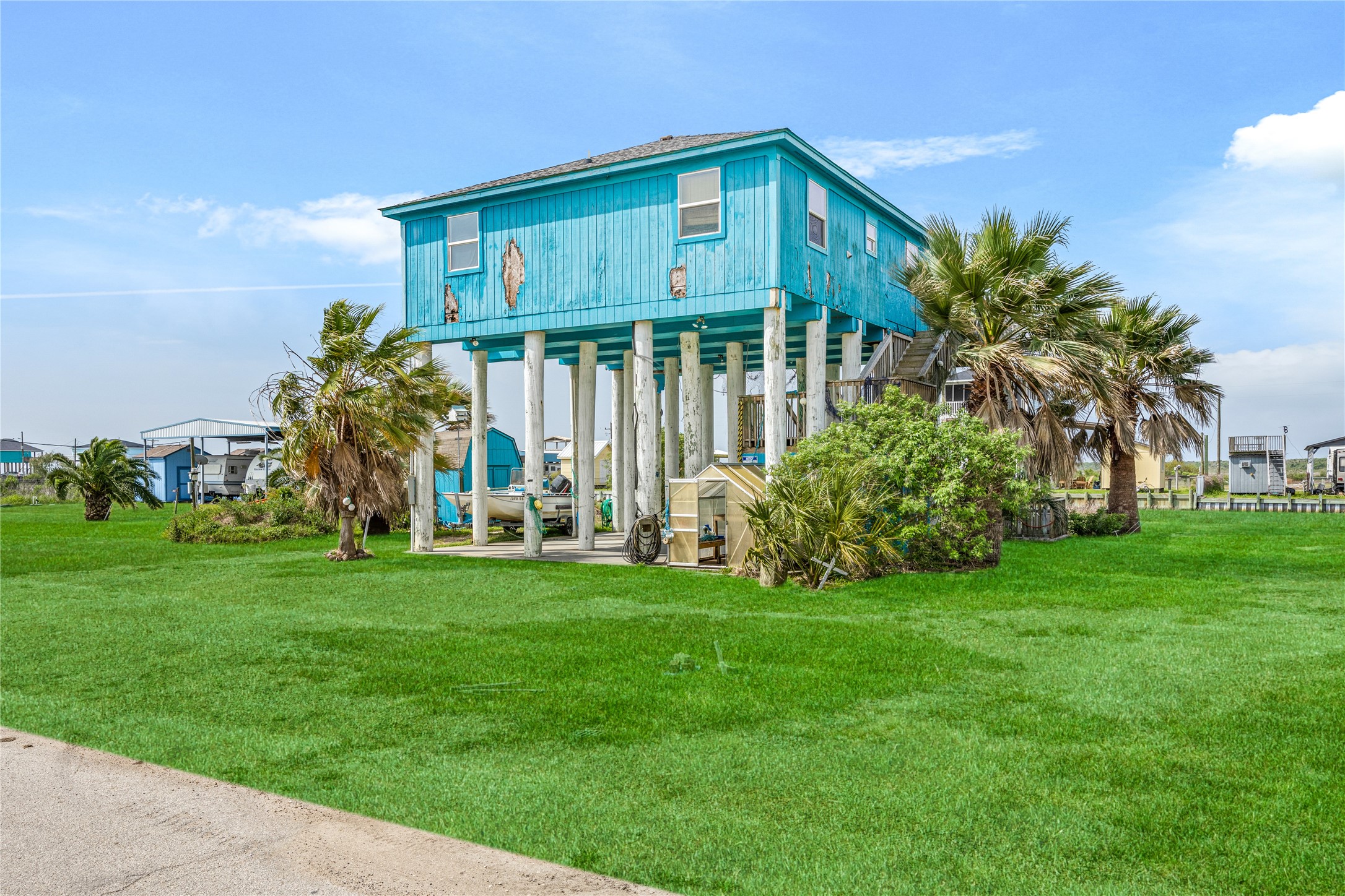 Listing photo 1