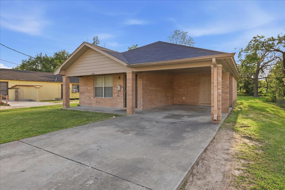 Listing photo 1