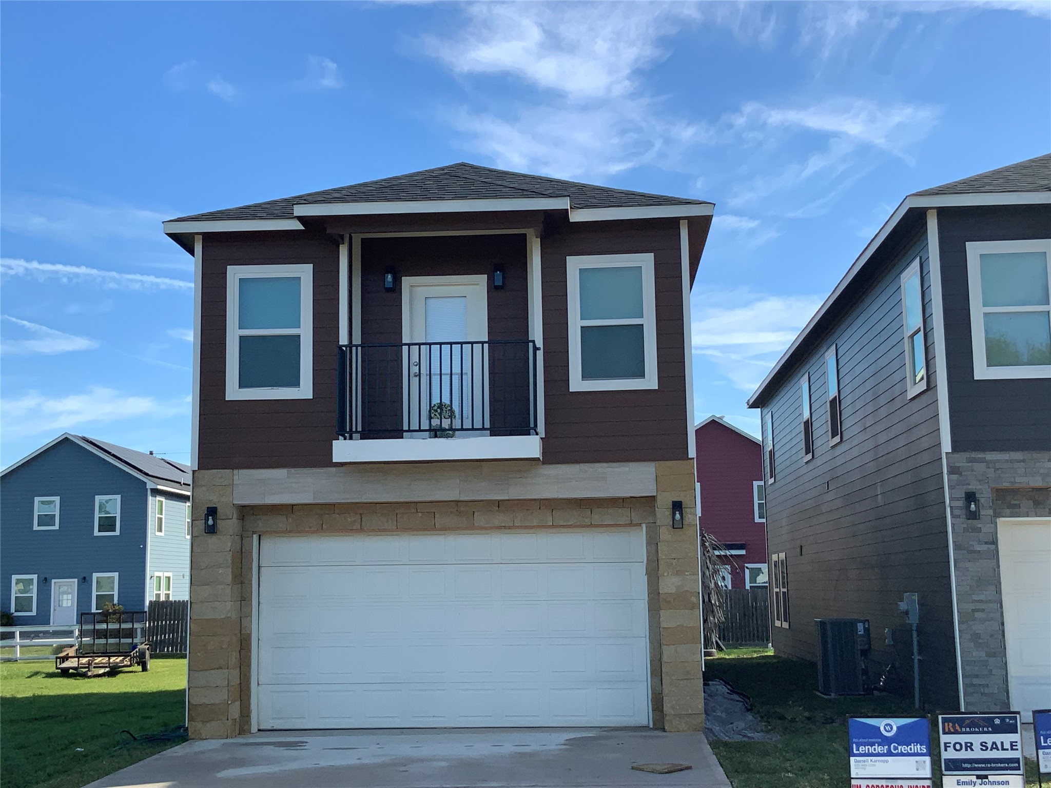 Listing photo 1