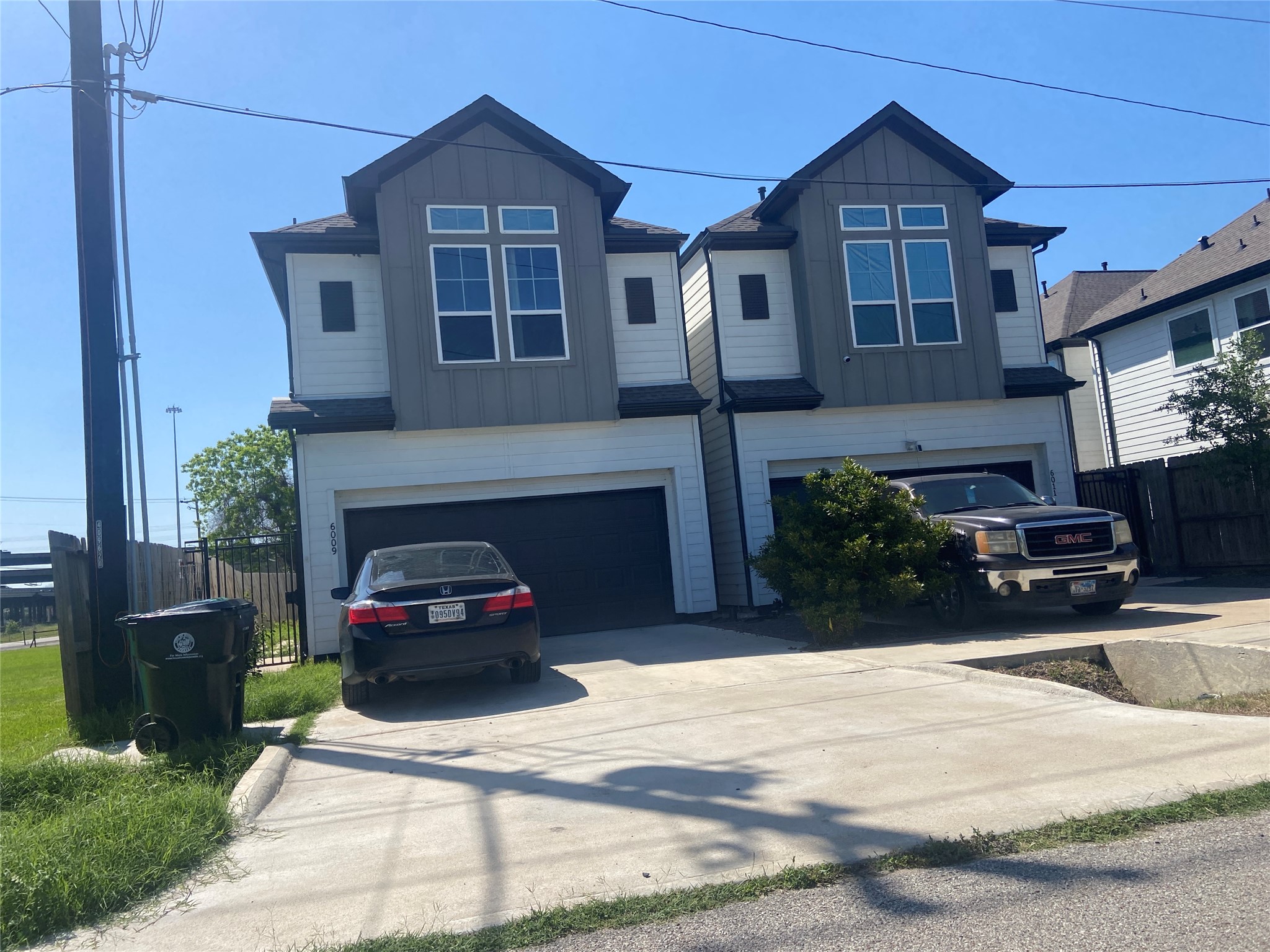 Listing photo 1