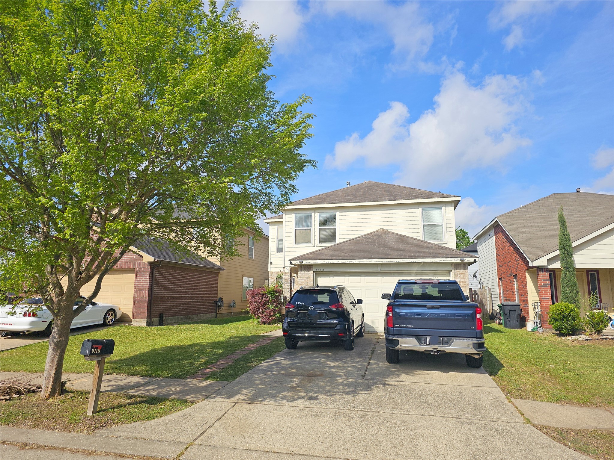 Listing photo 1
