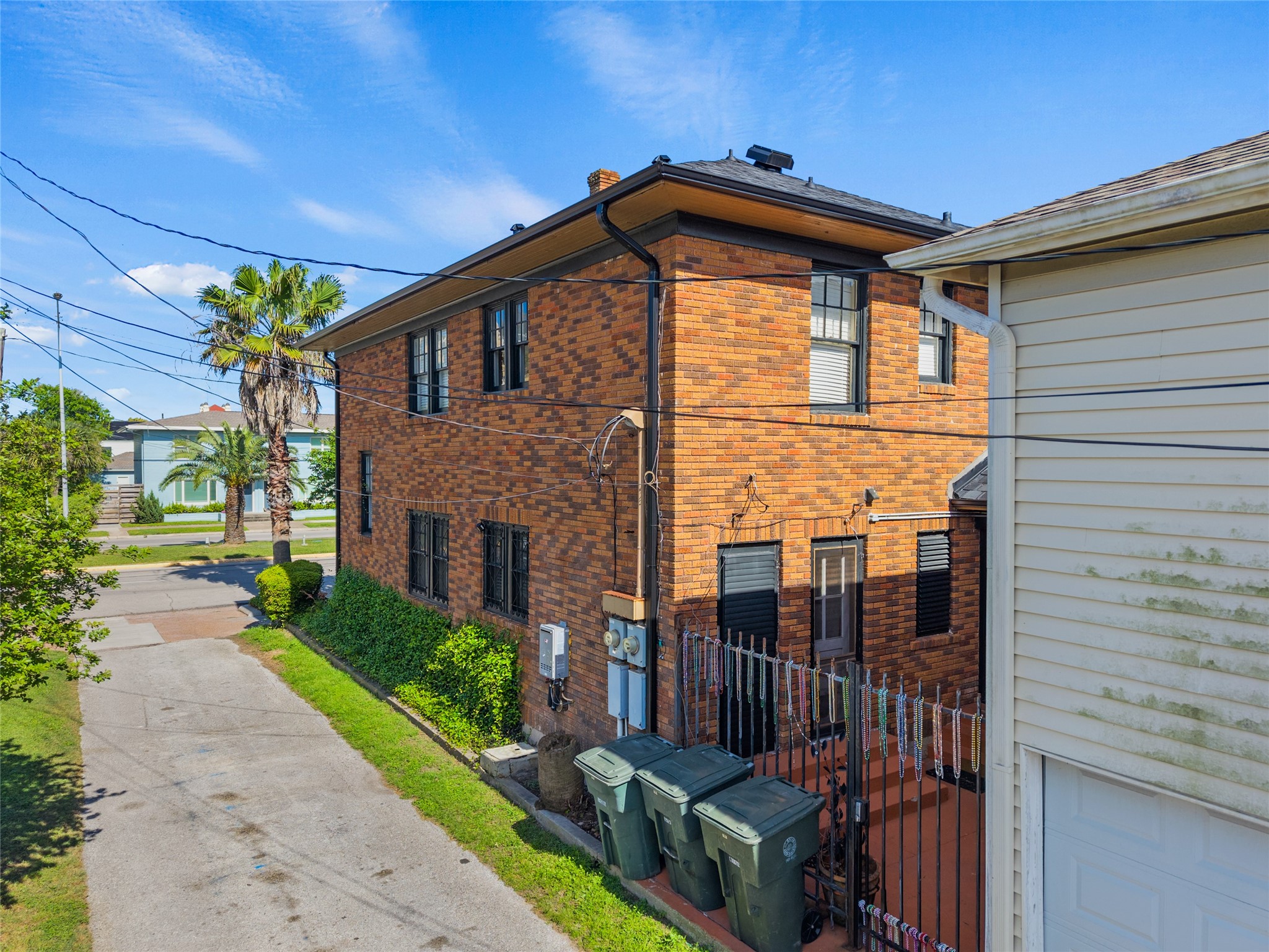 Listing photo 5