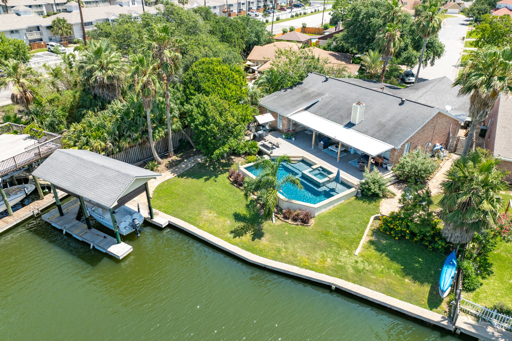 Listing photo 4