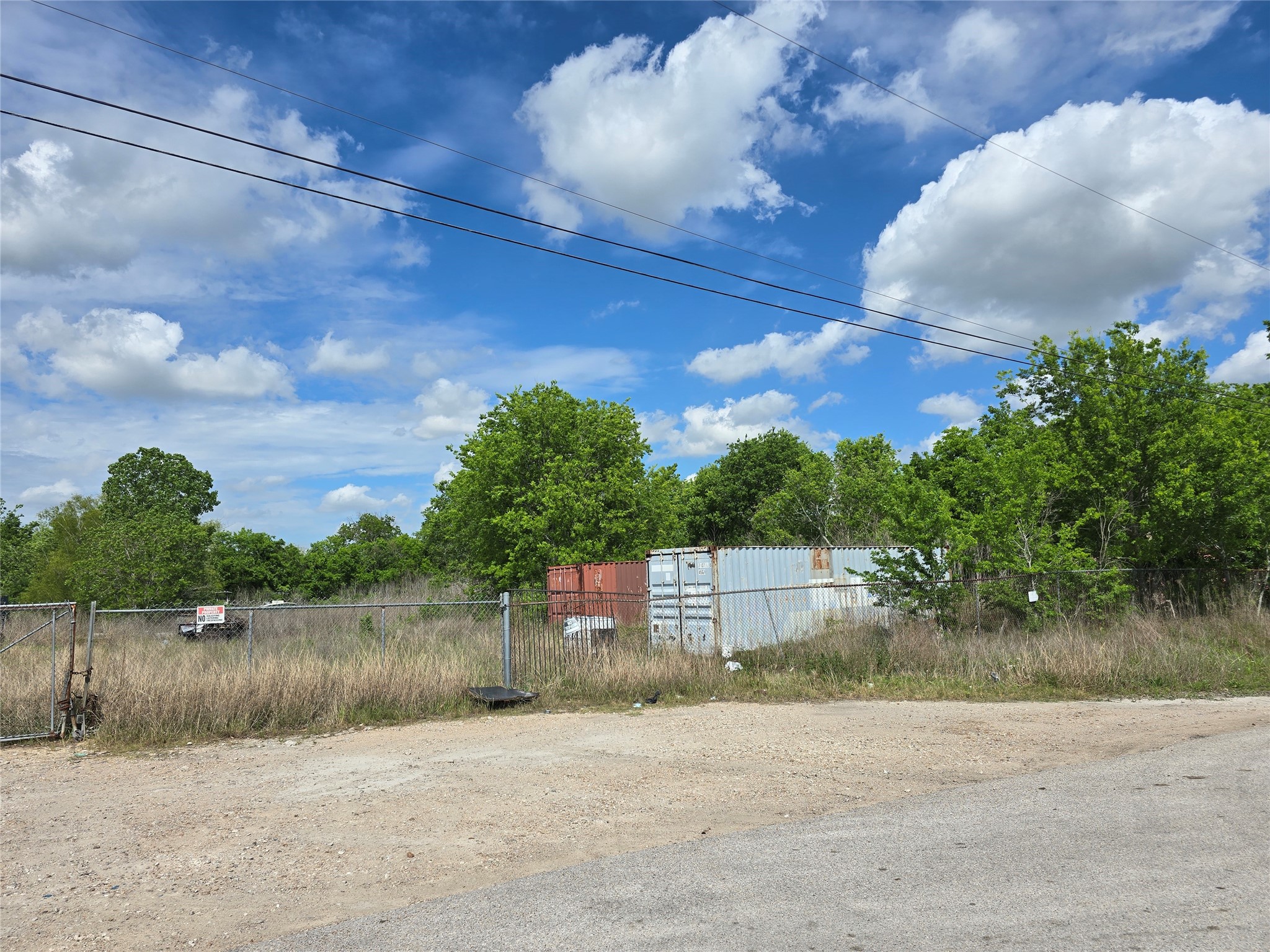 Listing photo 4