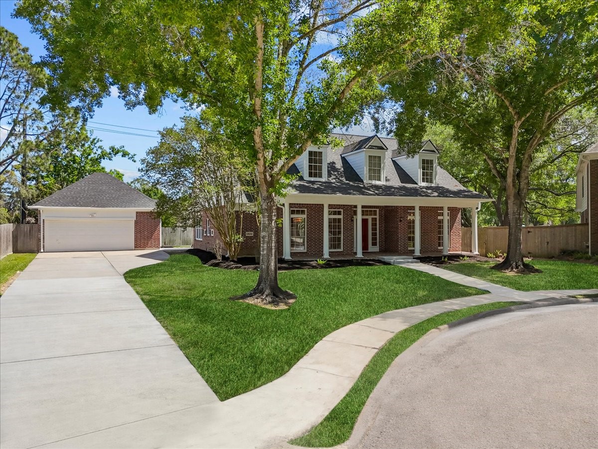 Listing photo 1