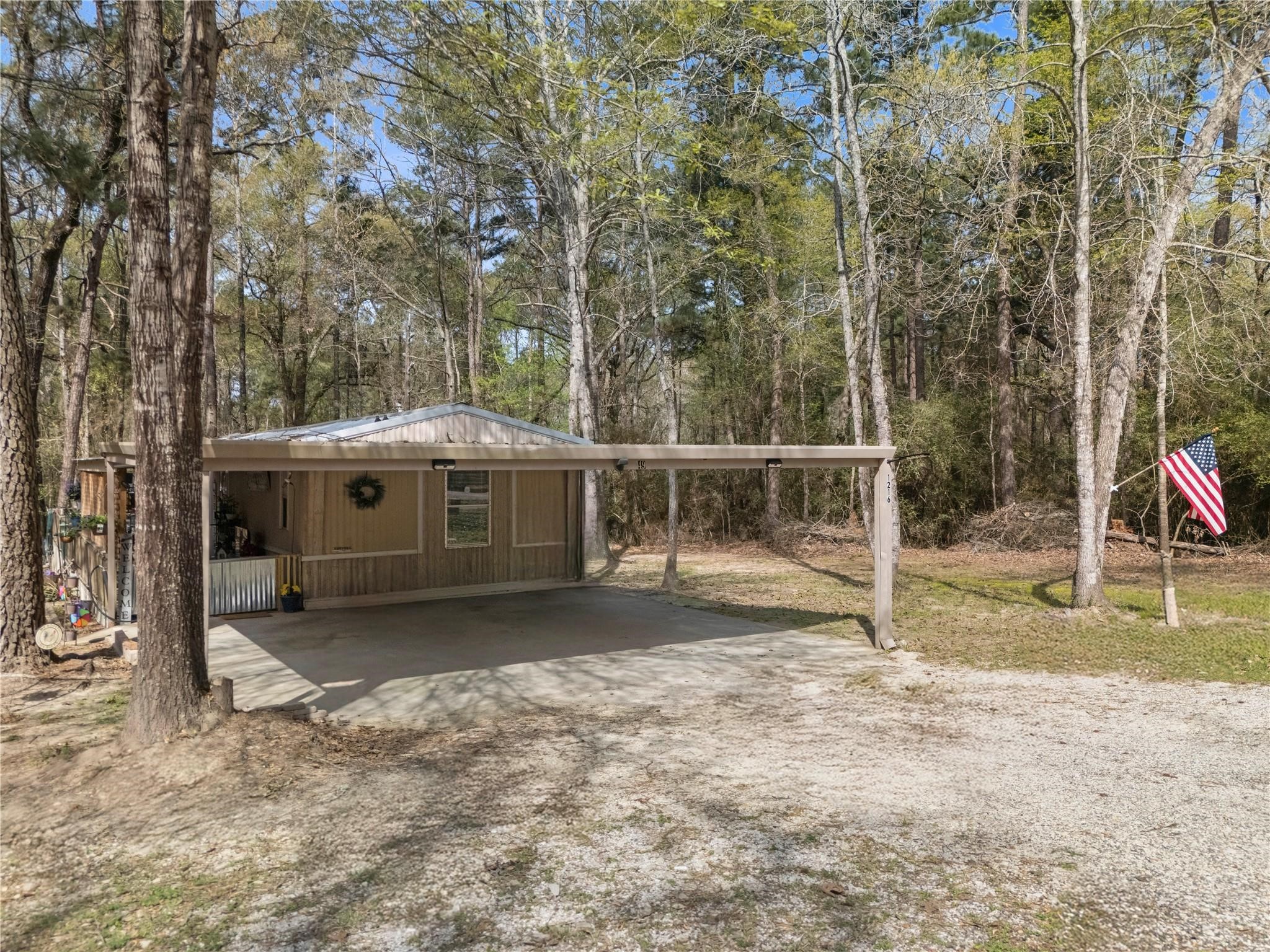 Listing photo 1
