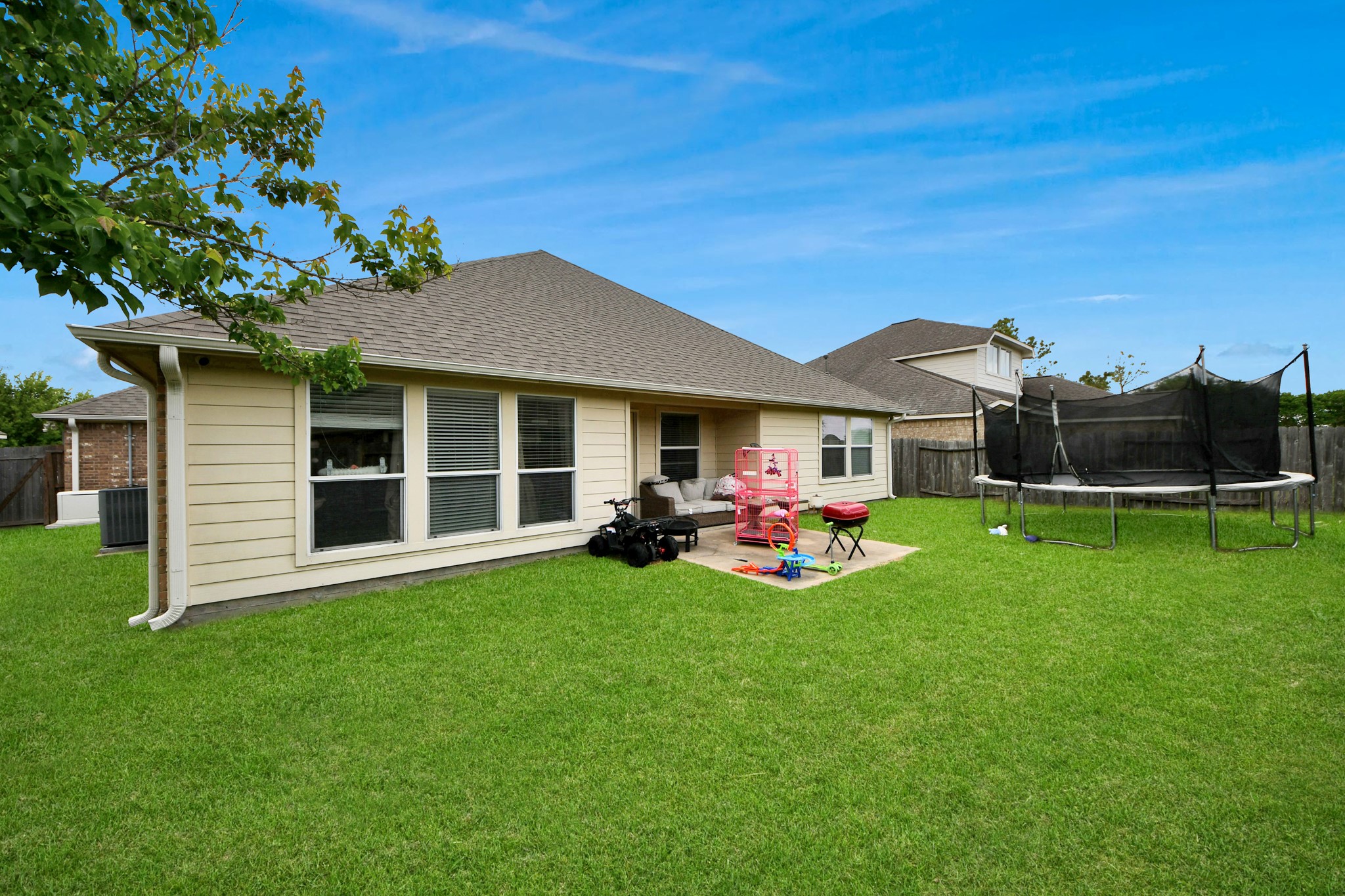 Listing photo 5
