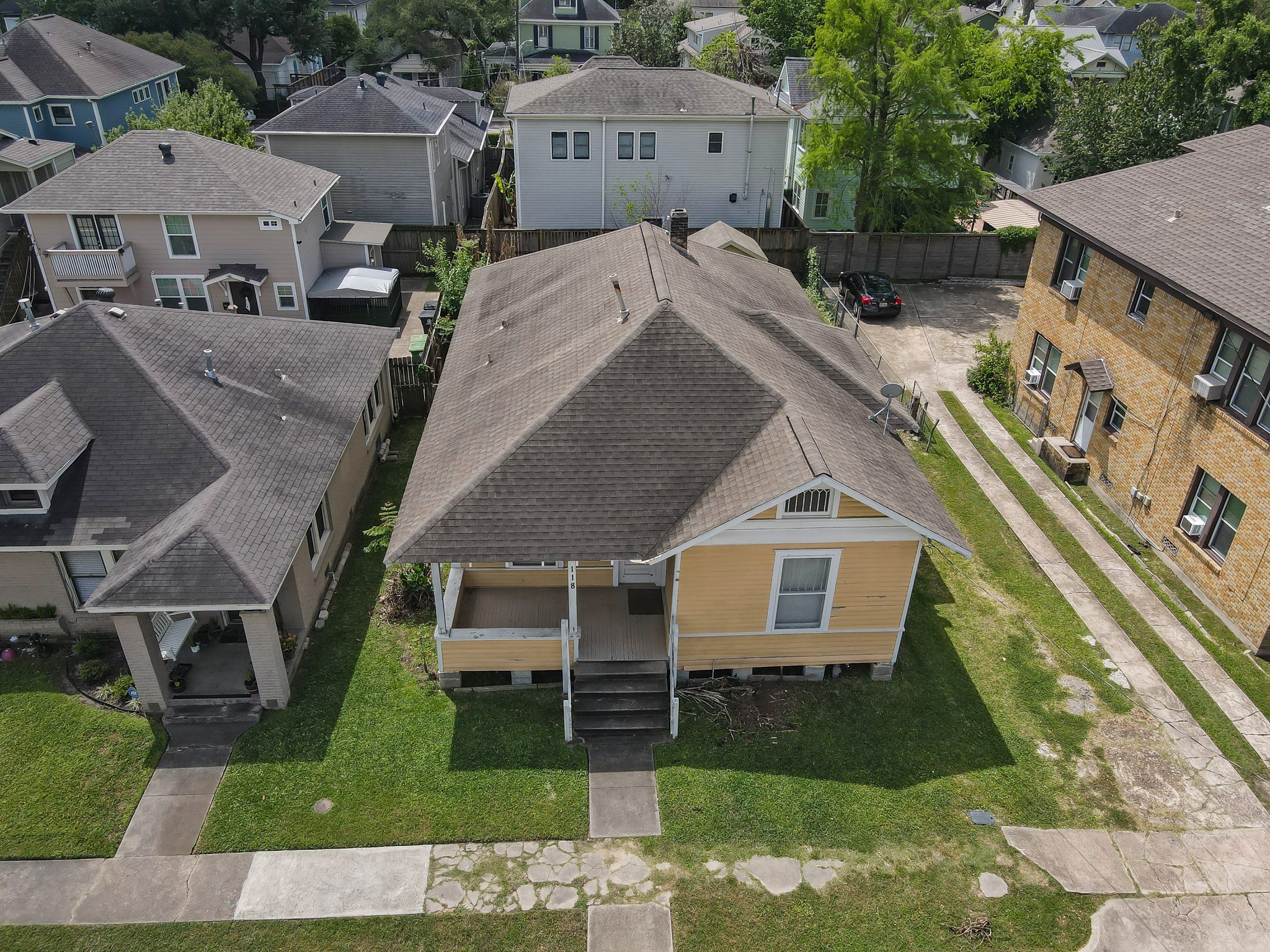 Listing photo 4
