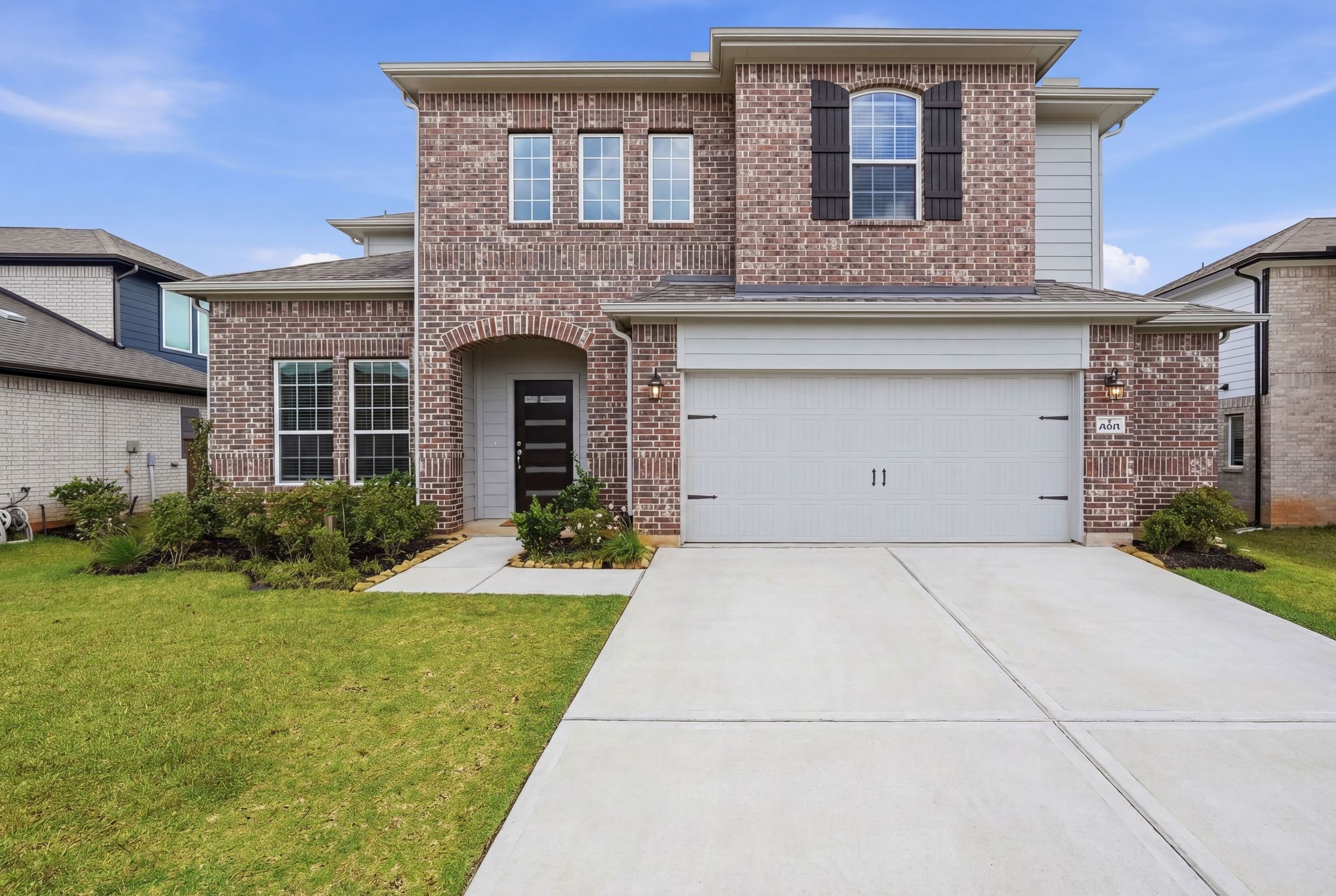 Listing photo 1