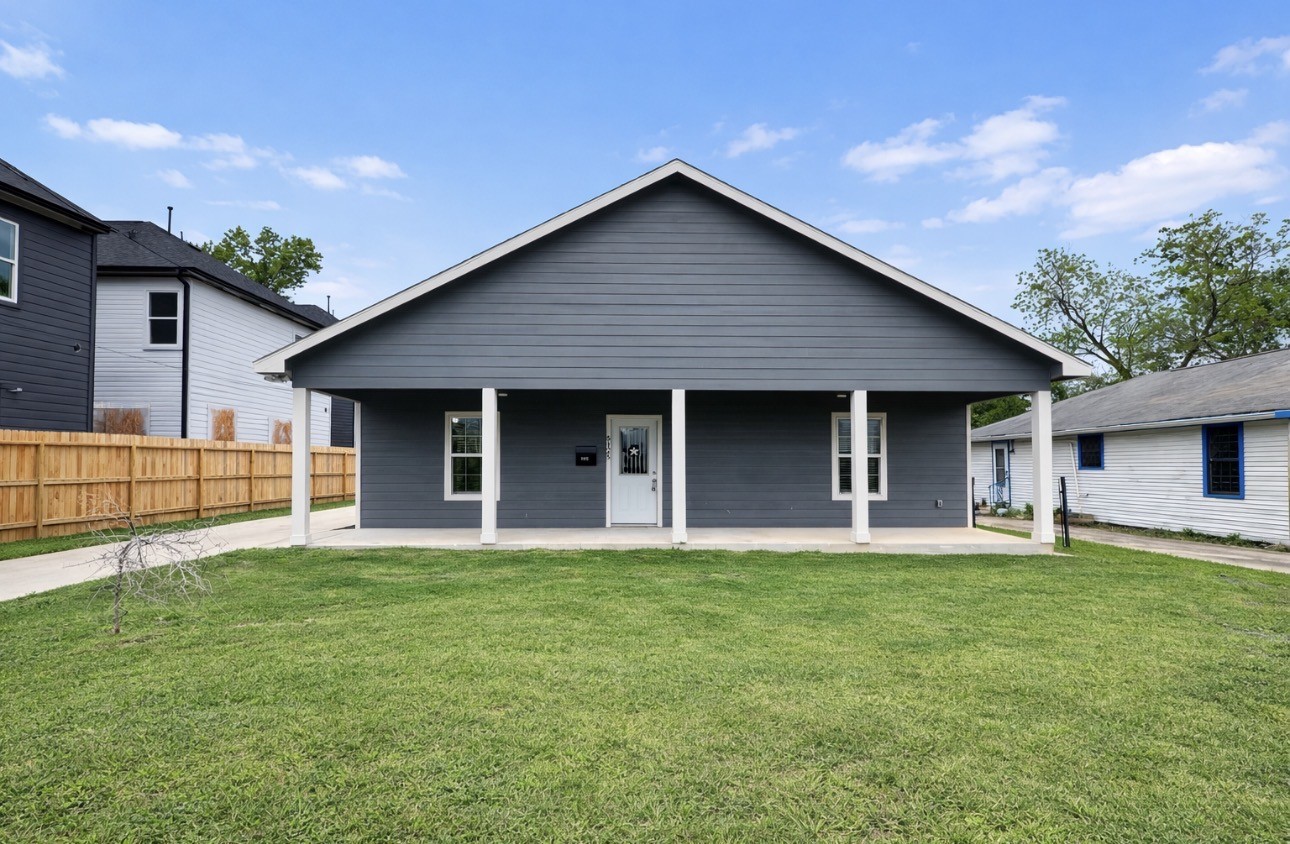 Listing photo 1