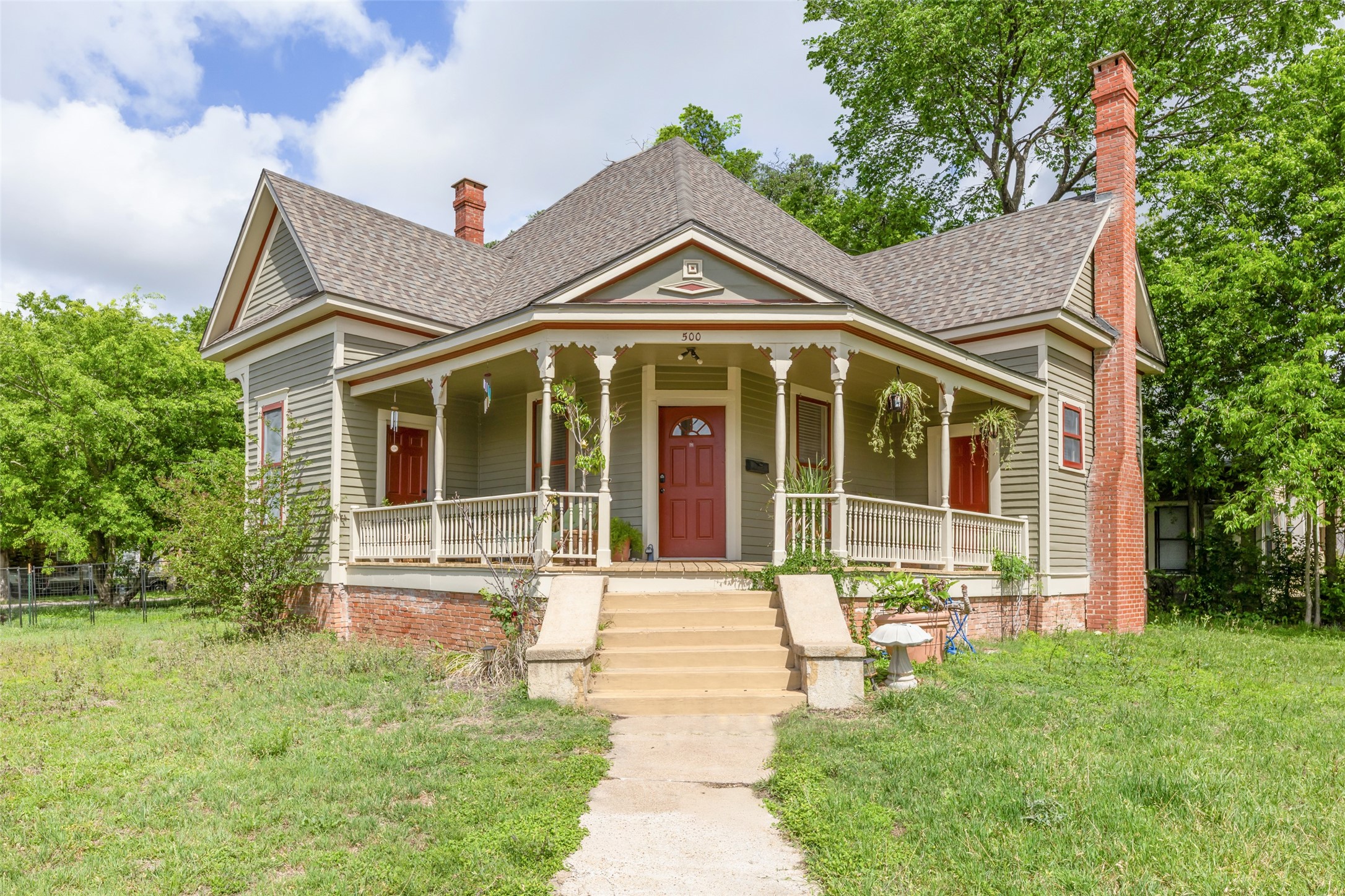 Listing photo 1